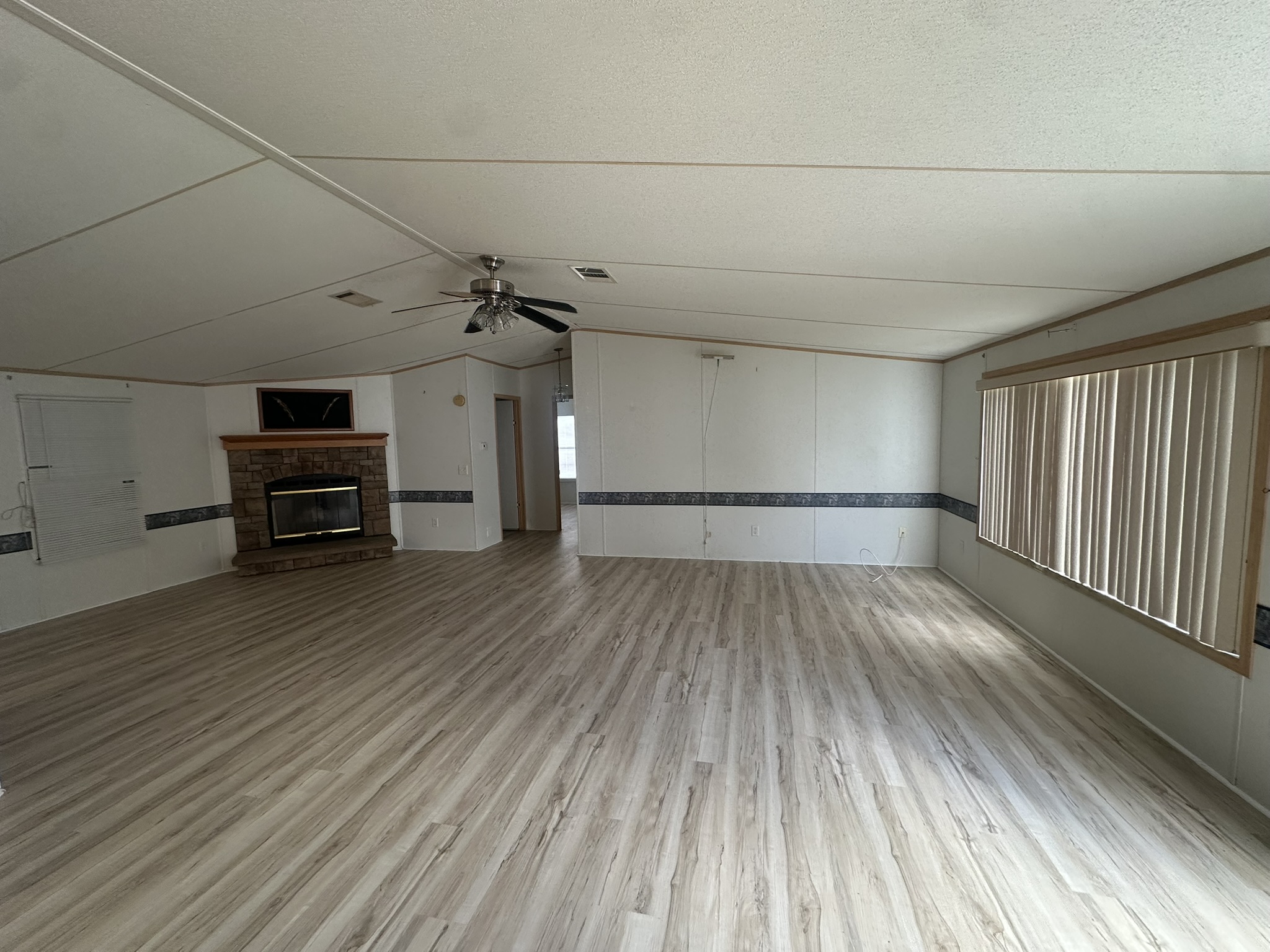 8204 Monitor Dr, New Port Richey, Florida 34653, 2 Bedrooms Bedrooms, ,2 BathroomsBathrooms,55-Plus Mobile Home,For Sale,Monitor Dr,4750