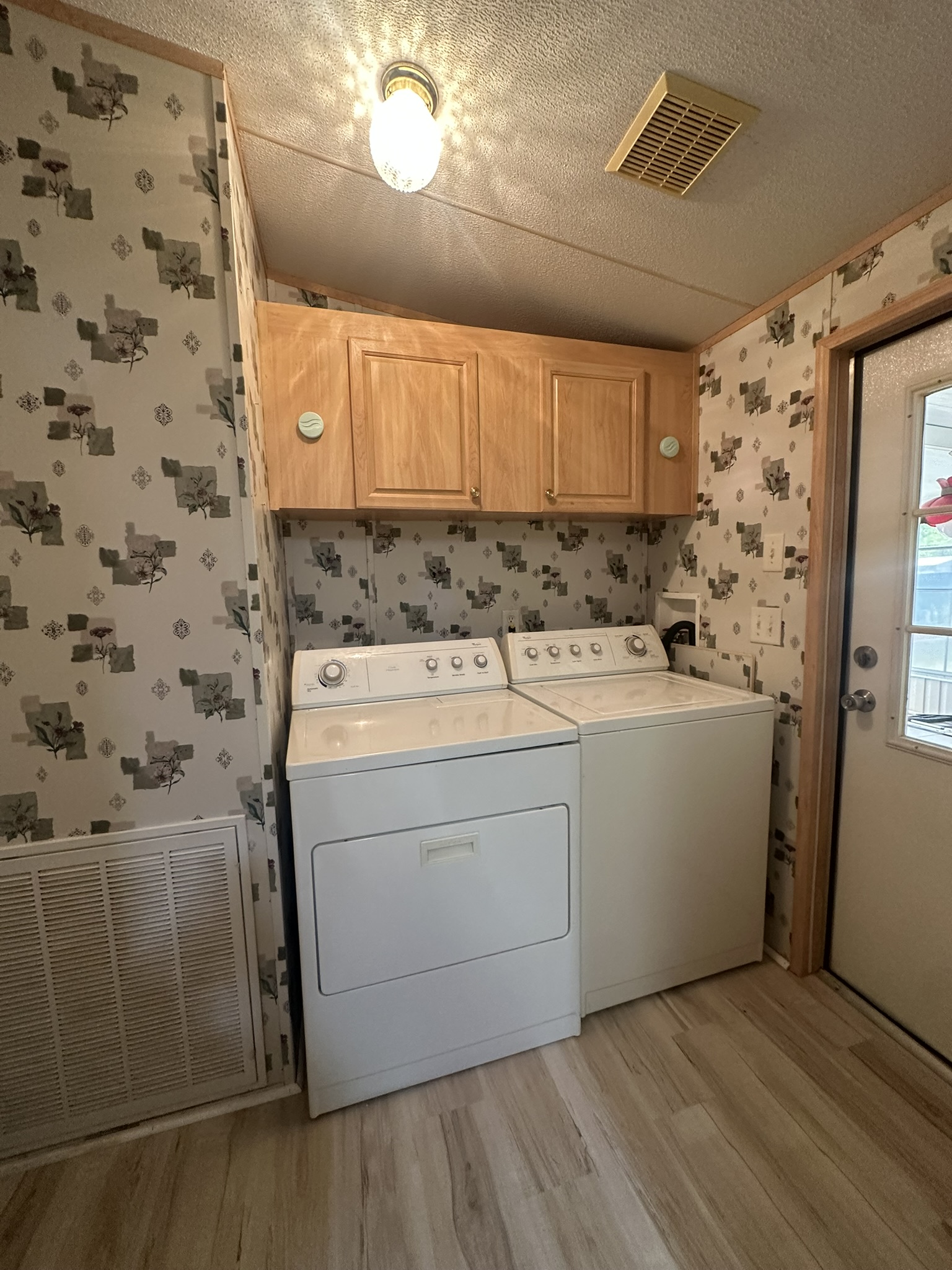 8204 Monitor Dr, New Port Richey, Florida 34653, 2 Bedrooms Bedrooms, ,2 BathroomsBathrooms,55-Plus Mobile Home,For Sale,Monitor Dr,4750