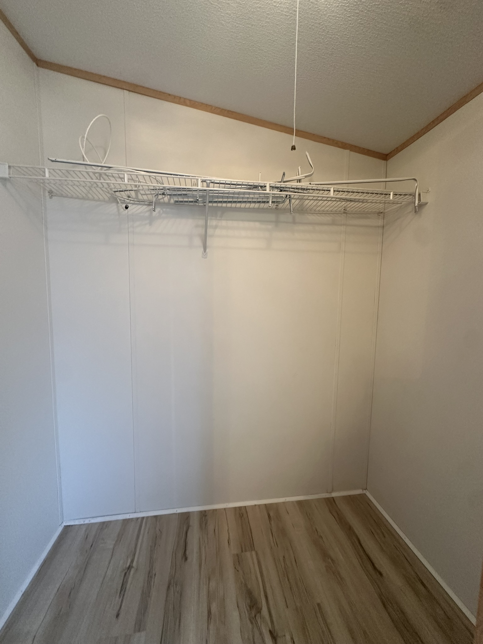 8204 Monitor Dr, New Port Richey, Florida 34653, 2 Bedrooms Bedrooms, ,2 BathroomsBathrooms,55-Plus Mobile Home,For Sale,Monitor Dr,4750