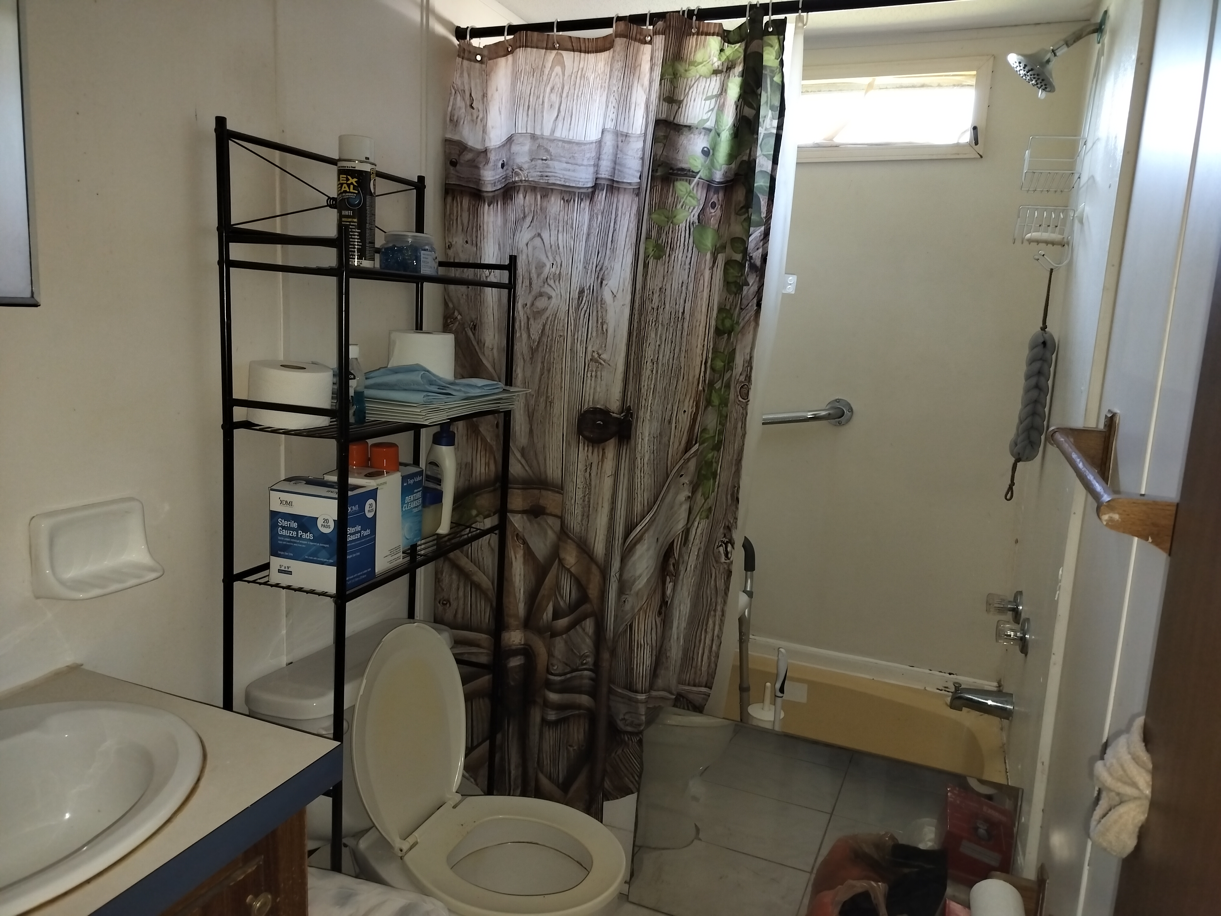 707 Cypress Dr, Lake Worth, Florida 33461, 3 Bedrooms Bedrooms, ,2 BathroomsBathrooms,55-Plus Mobile Home,For Sale,Cypress Dr,4752