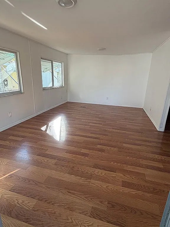 5507 Pinecrest Dr, New Port Richey, Florida 34653, 2 Bedrooms Bedrooms, ,1 BathroomBathrooms,55-Plus Mobile Home,For Sale,Pinecrest Dr,4754