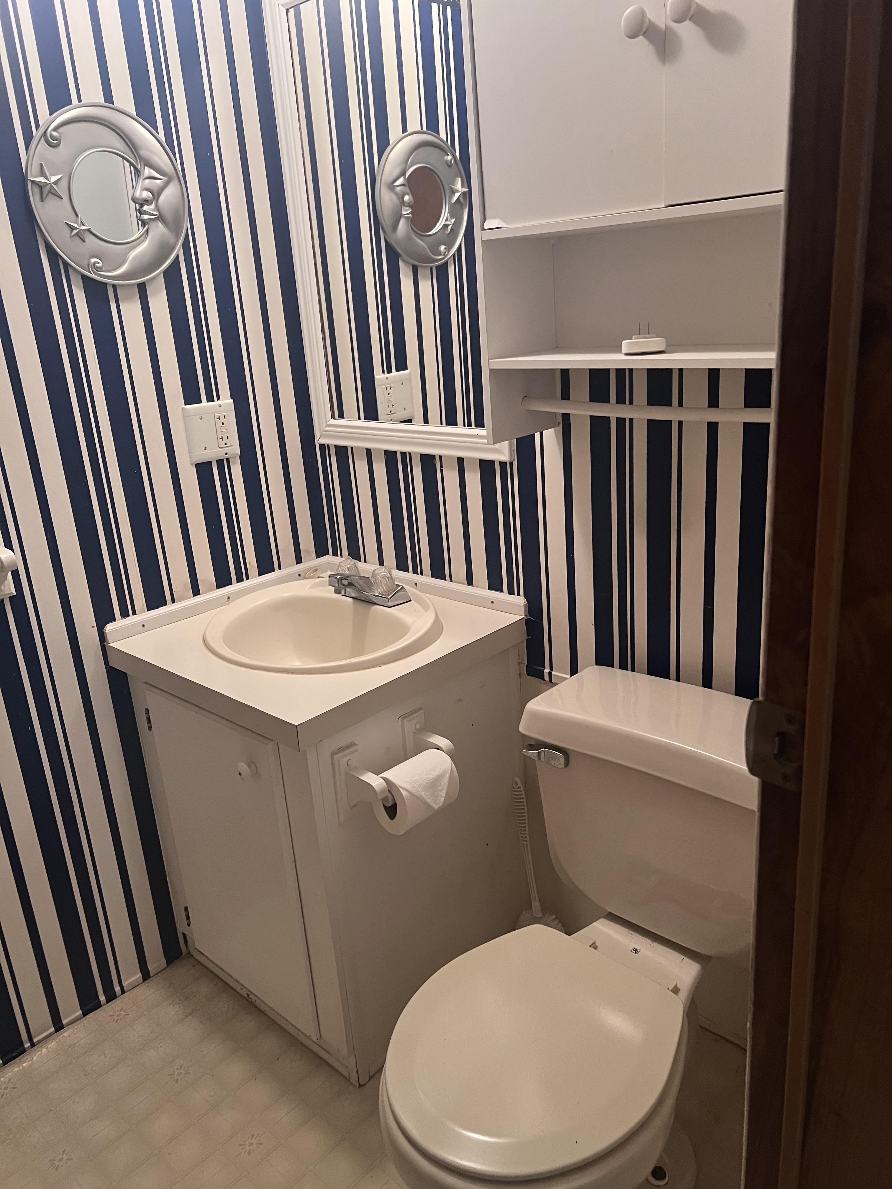 7020 Captain Kidd Ave, Sarasota, Florida 34231, 1 Bedroom Bedrooms, ,1 BathroomBathrooms,55-Plus Mobile Home,For Sale,Captain Kidd Ave,35,4755