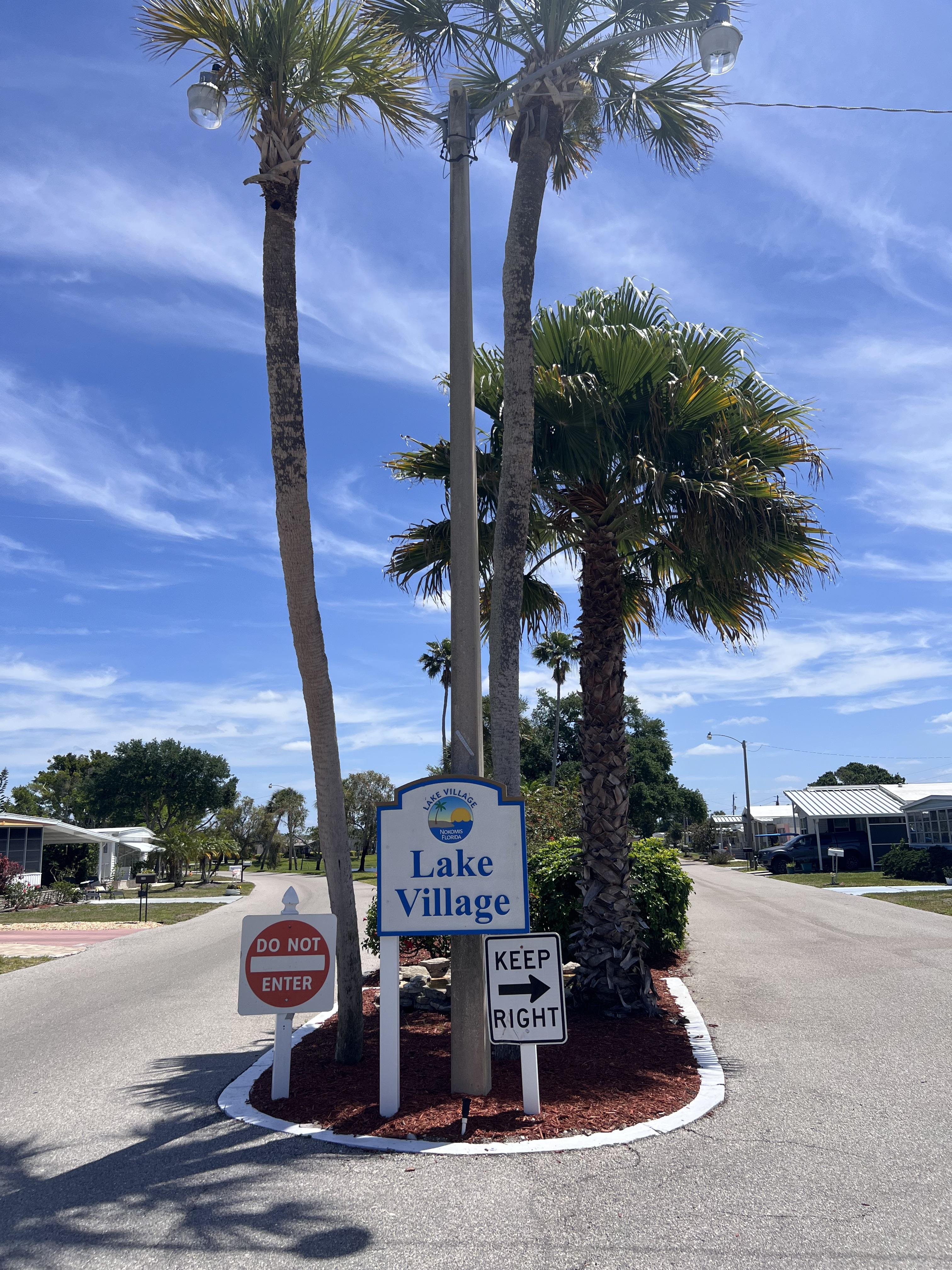 279 Lake Dr, Nokomis, Florida 34275, 2 Bedrooms Bedrooms, ,2 BathroomsBathrooms,55-Plus Mobile Home,For Sale,Lake Dr,4756