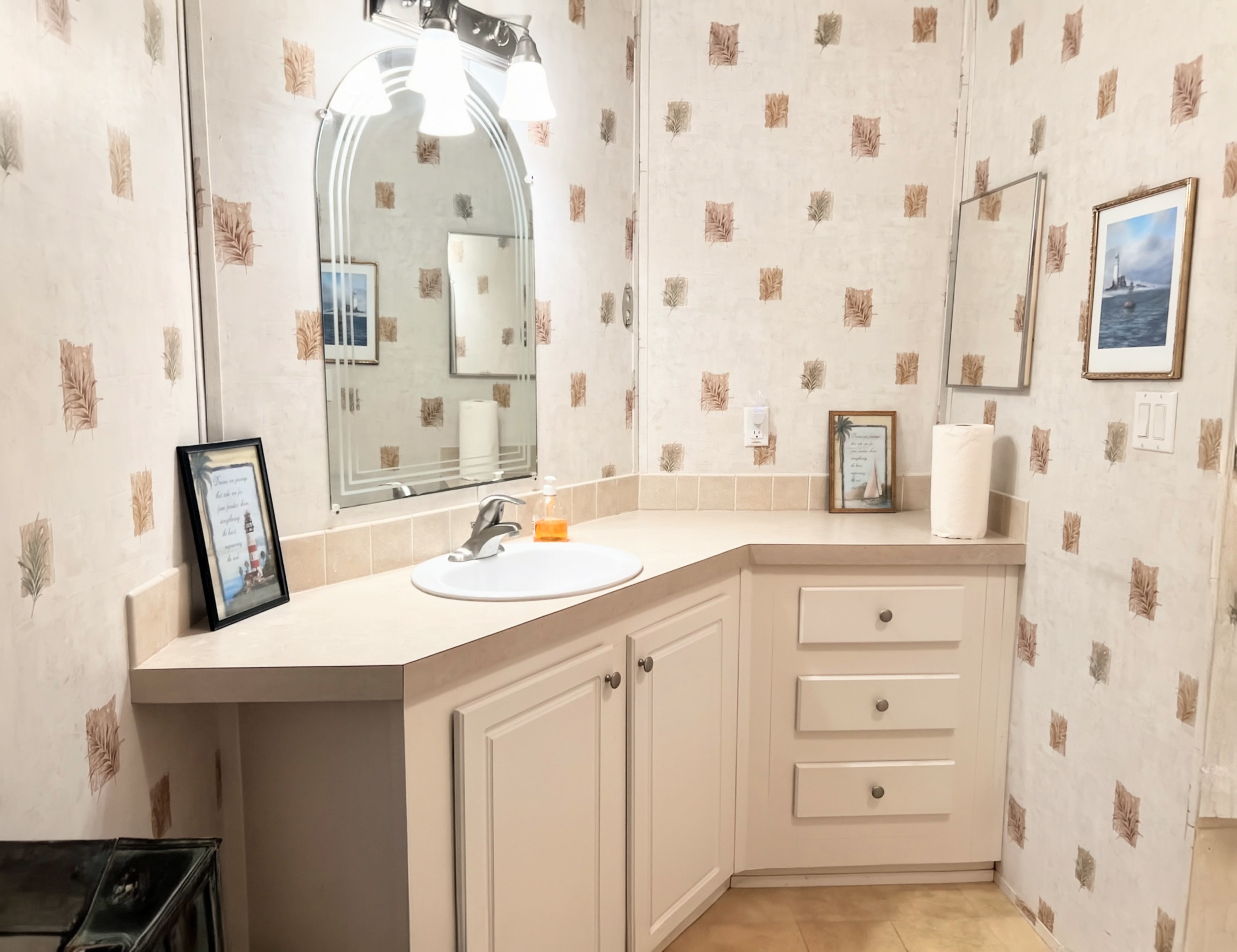 279 Lake Dr, Nokomis, Florida 34275, 2 Bedrooms Bedrooms, ,2 BathroomsBathrooms,55-Plus Mobile Home,For Sale,Lake Dr,4756