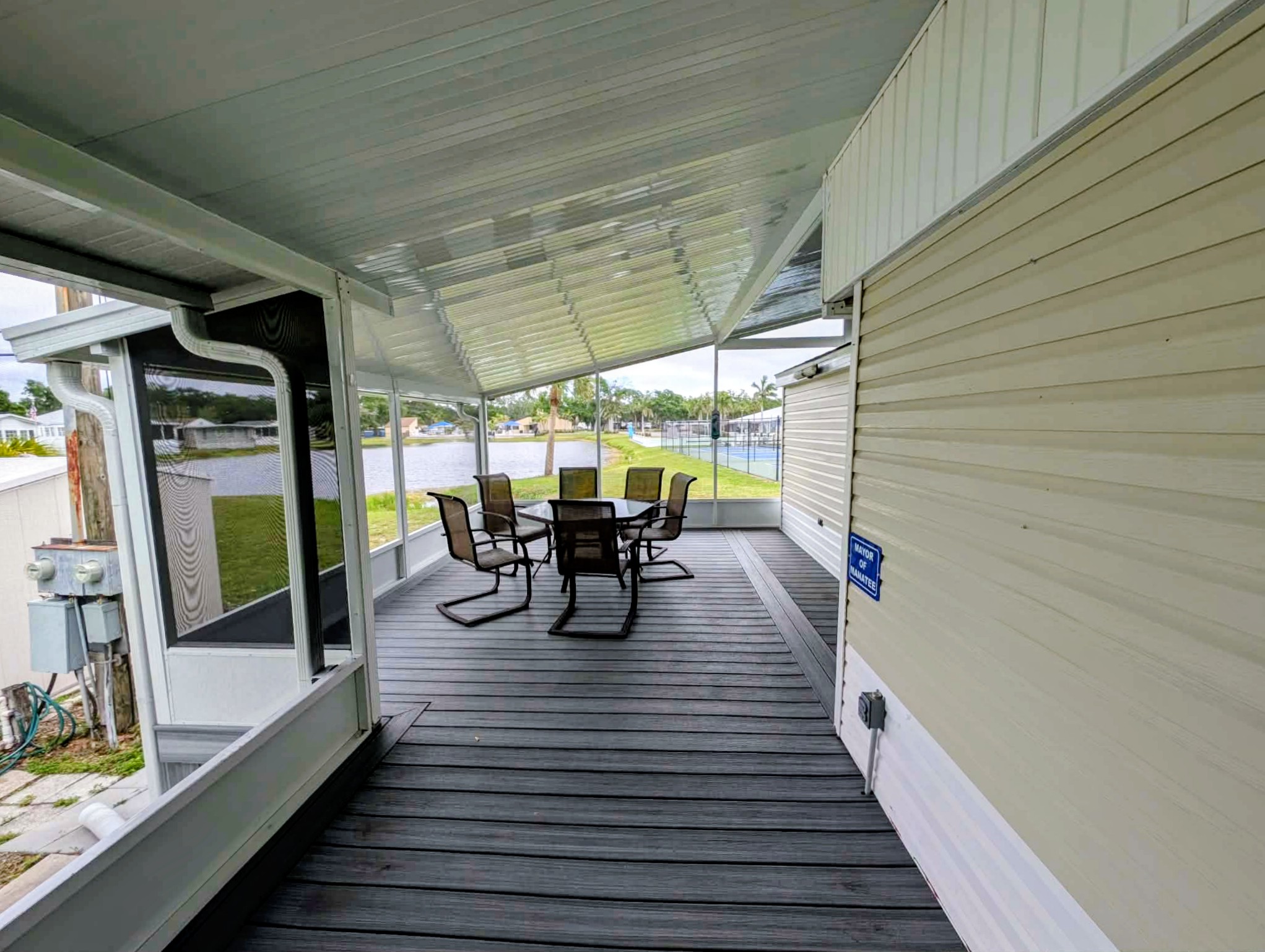 6129 Coach House Circle, Ruskin, Florida 33570, 1 Bedroom Bedrooms, ,1 BathroomBathrooms,55-Plus Mobile Home,For Sale,Coach House Circle,4761