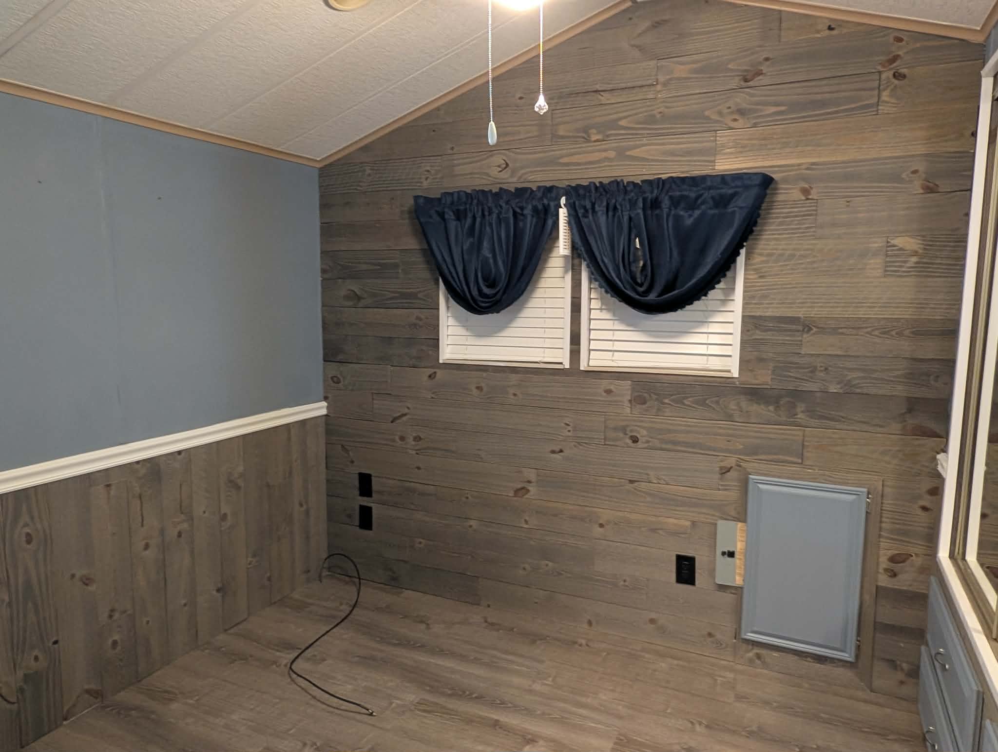 6129 Coach House Circle, Ruskin, Florida 33570, 1 Bedroom Bedrooms, ,1 BathroomBathrooms,55-Plus Mobile Home,For Sale,Coach House Circle,4761