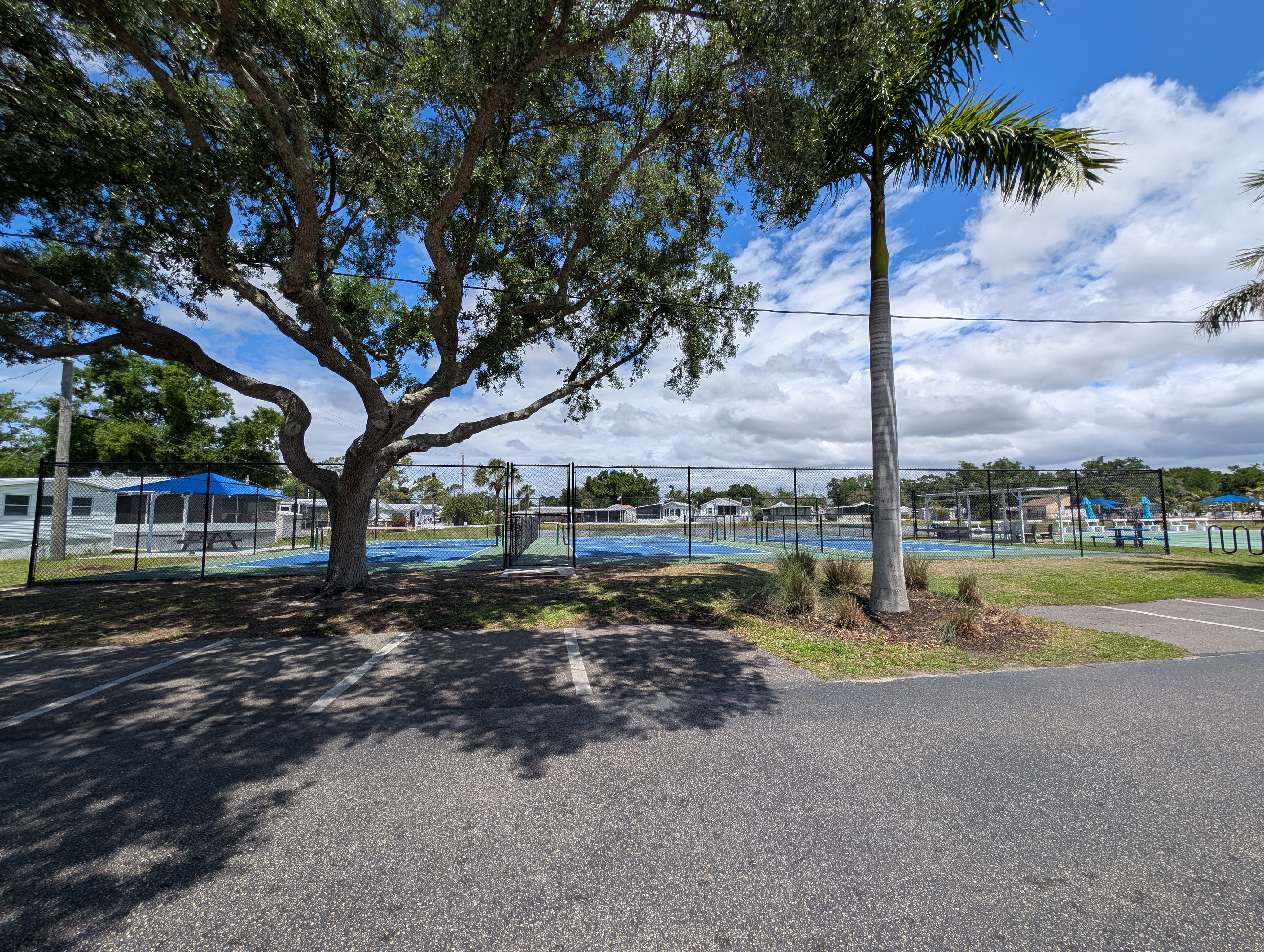 6129 Coach House Circle, Ruskin, Florida 33570, 1 Bedroom Bedrooms, ,1 BathroomBathrooms,55-Plus Mobile Home,For Sale,Coach House Circle,4761