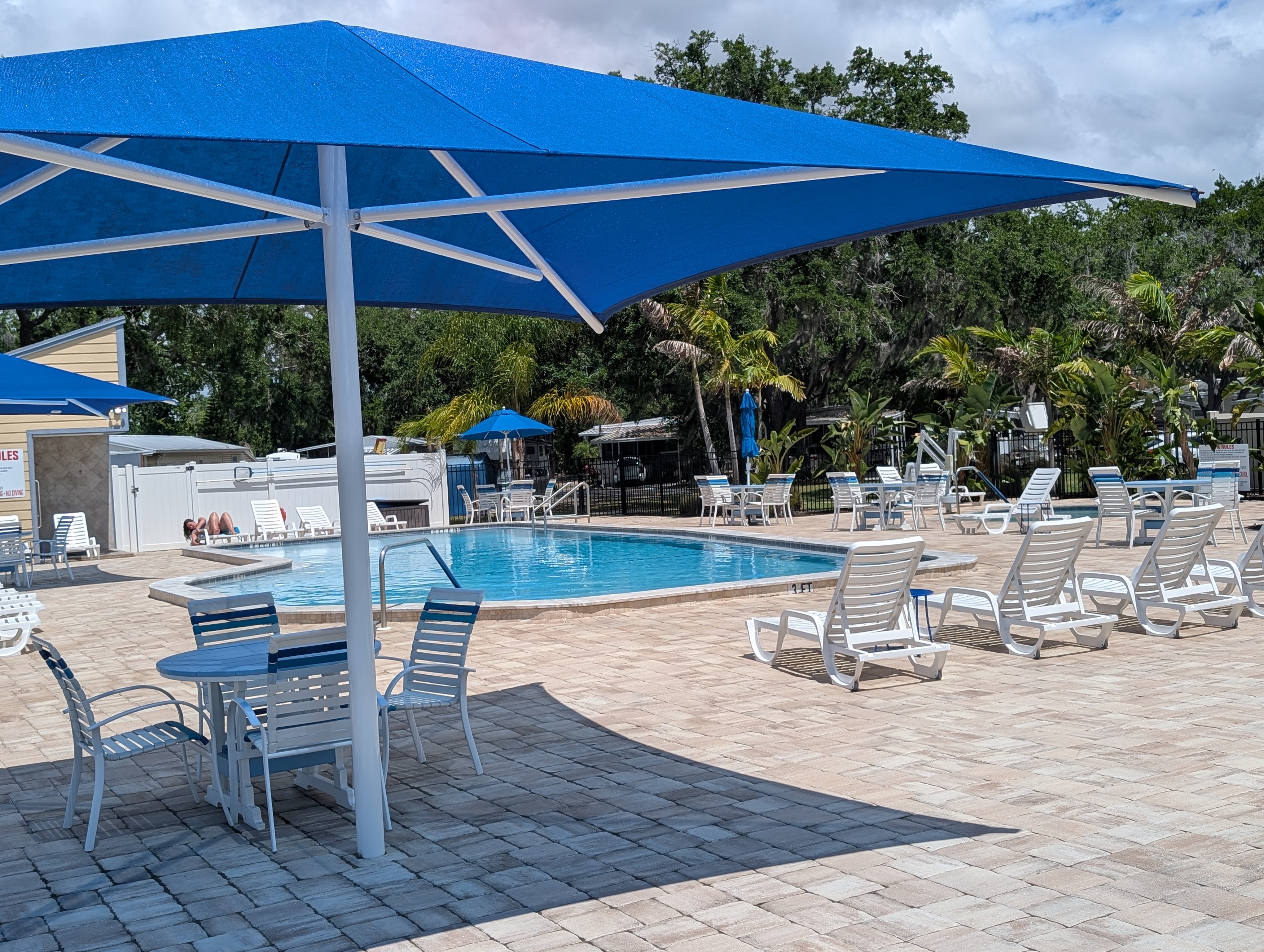 6129 Coach House Circle, Ruskin, Florida 33570, 1 Bedroom Bedrooms, ,1 BathroomBathrooms,55-Plus Mobile Home,For Sale,Coach House Circle,4761