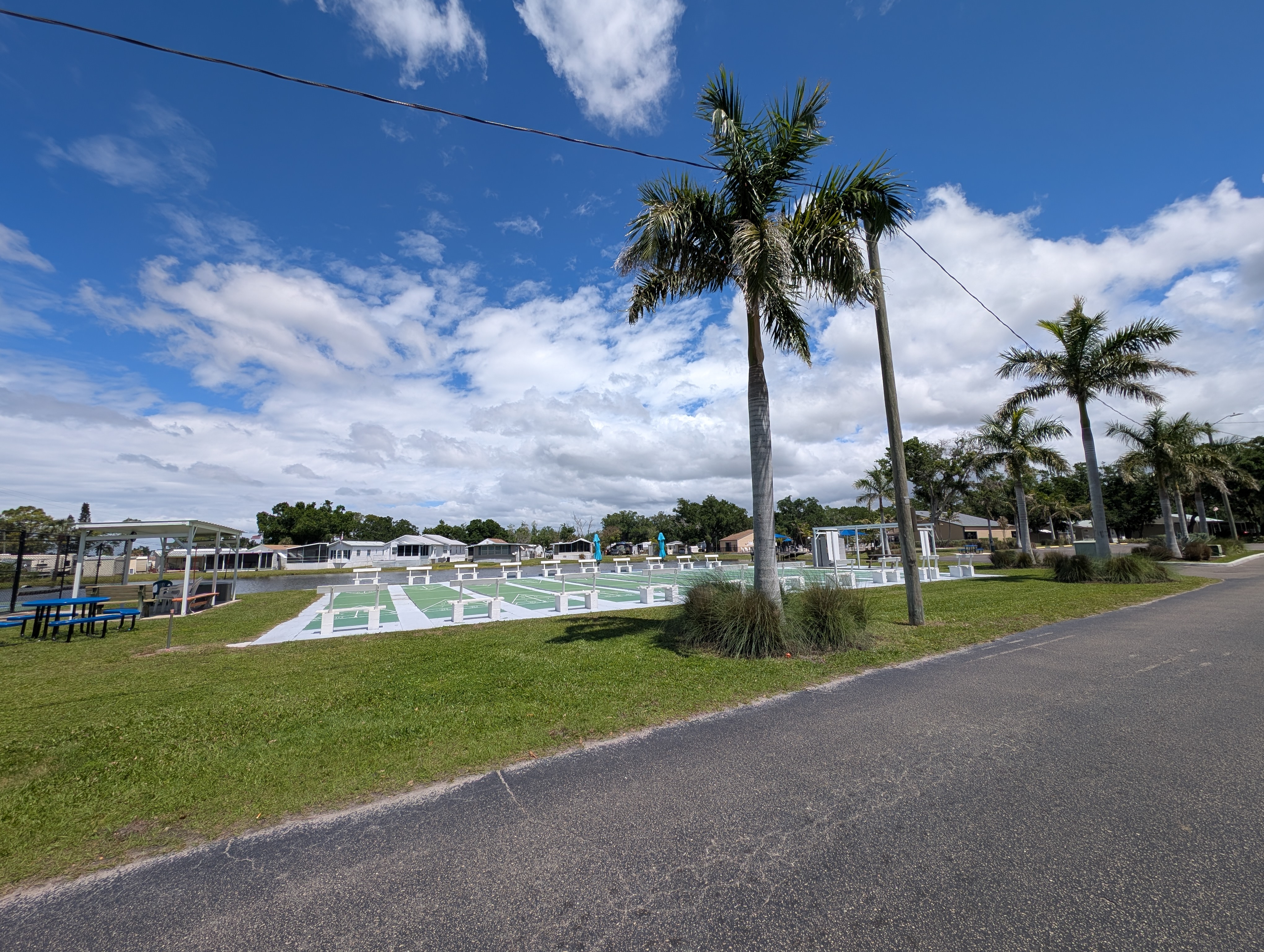 6129 Coach House Circle, Ruskin, Florida 33570, 1 Bedroom Bedrooms, ,1 BathroomBathrooms,55-Plus Mobile Home,For Sale,Coach House Circle,4761
