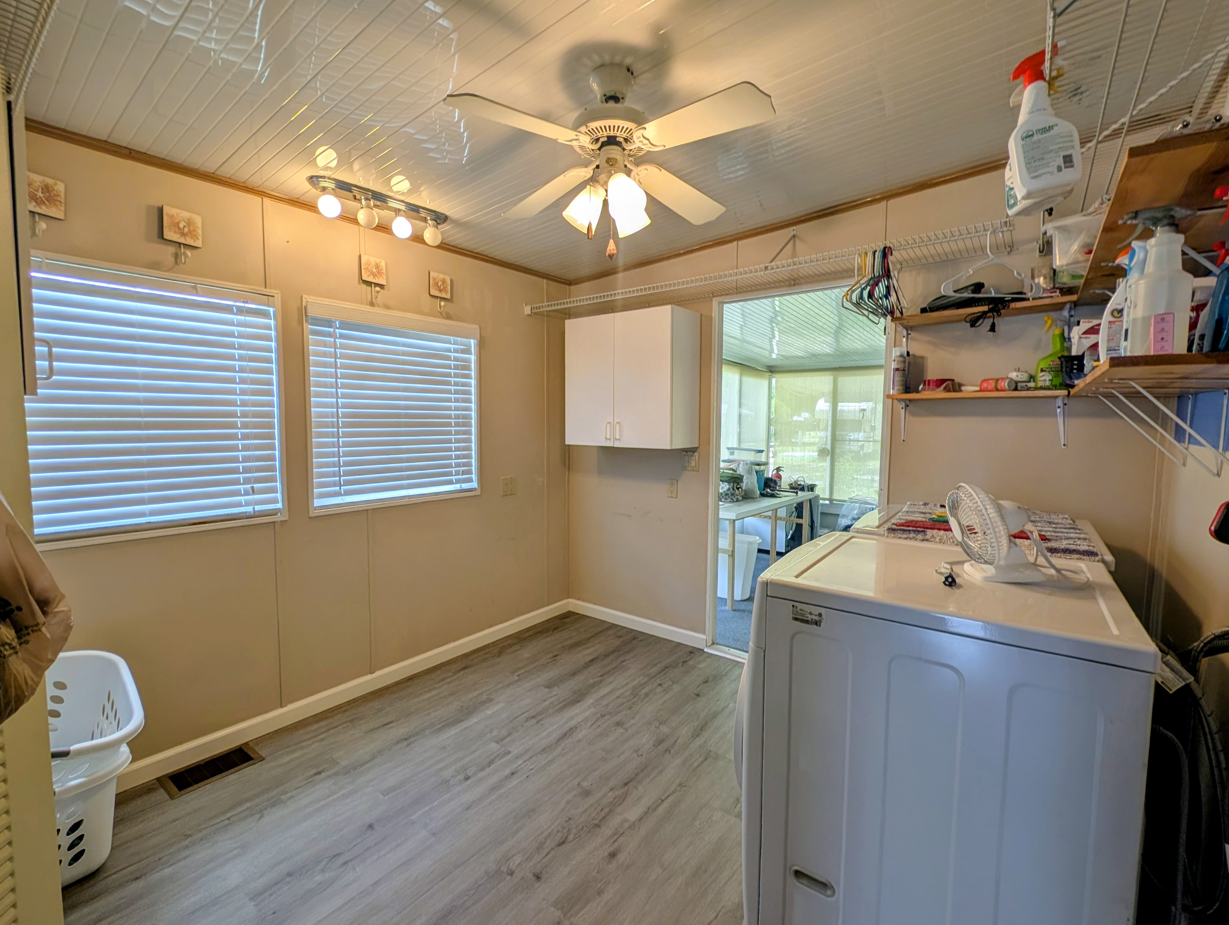 2206 Chaney Dr, Lot 297, Ruskin, Florida 33570, 2 Bedrooms Bedrooms, ,1 BathroomBathrooms,55-Plus Mobile Home,For Sale,Chaney Dr, Lot 297,4764