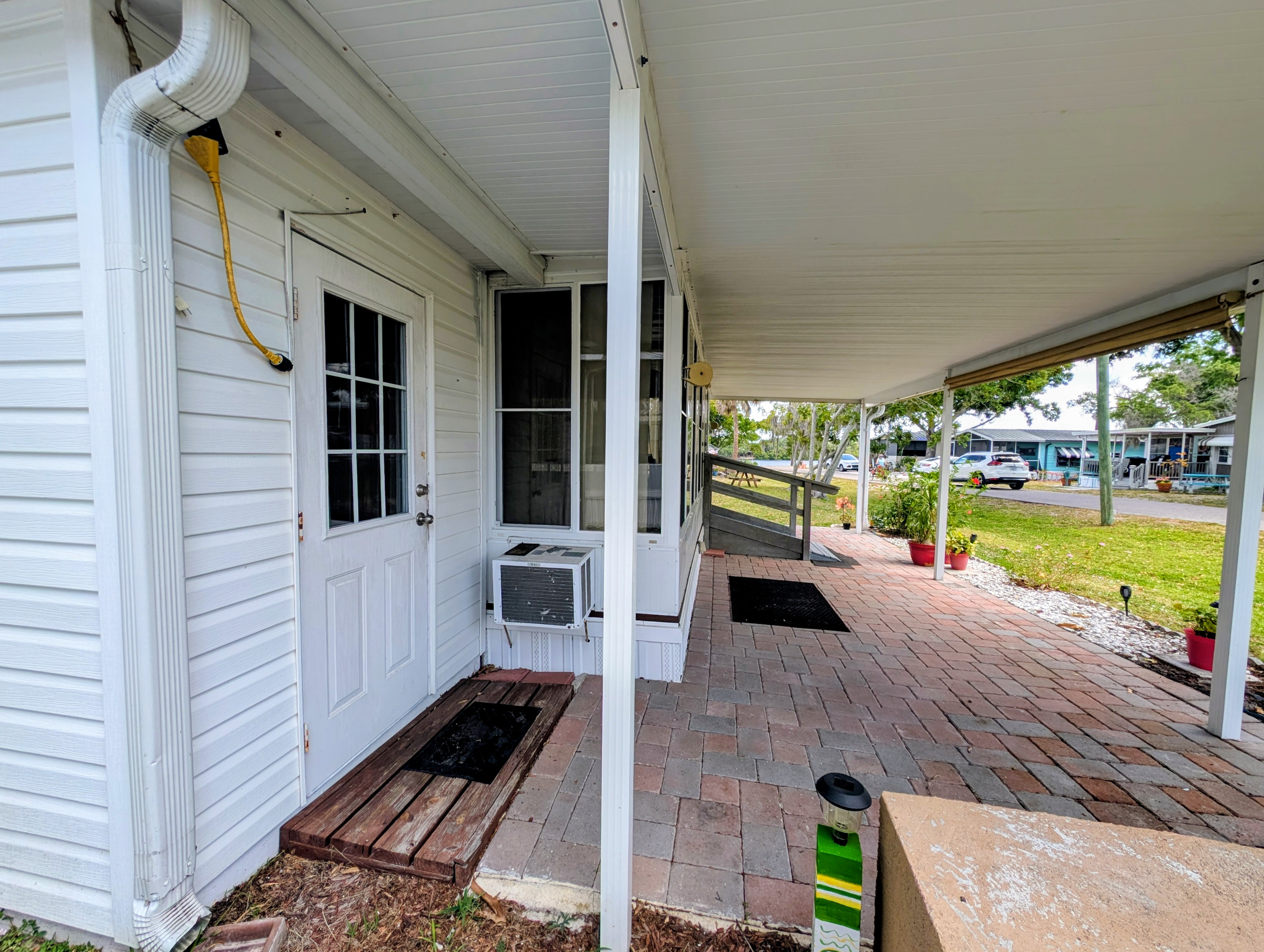2206 Chaney Dr, Lot 297, Ruskin, Florida 33570, 2 Bedrooms Bedrooms, ,1 BathroomBathrooms,55-Plus Mobile Home,For Sale,Chaney Dr, Lot 297,4764