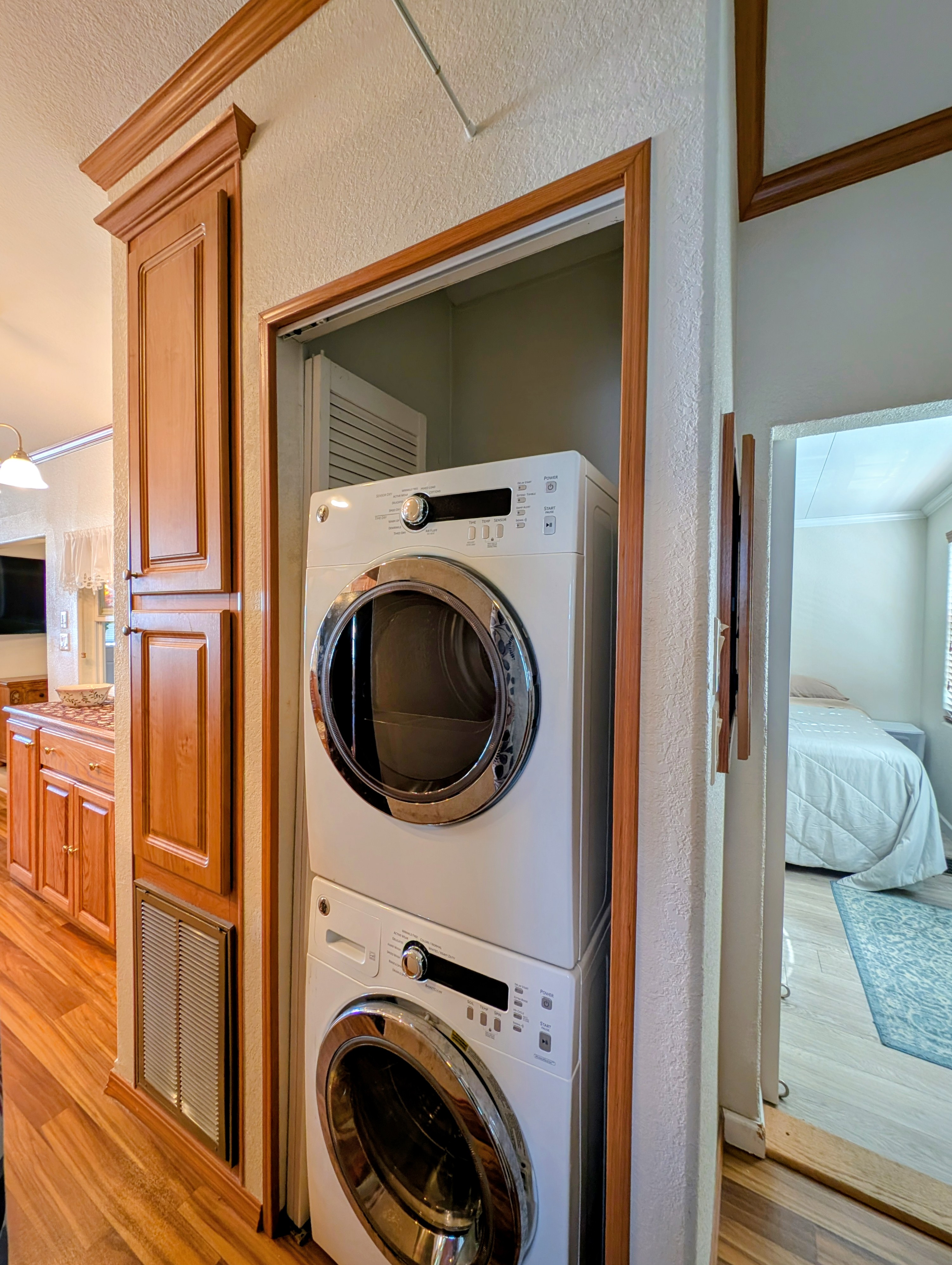 2206 Chaney Dr, Lot 527, Ruskin, Florida 33570, 2 Bedrooms Bedrooms, ,1 BathroomBathrooms,55-Plus Mobile Home,For Sale,Chaney Dr, Lot 527,4765