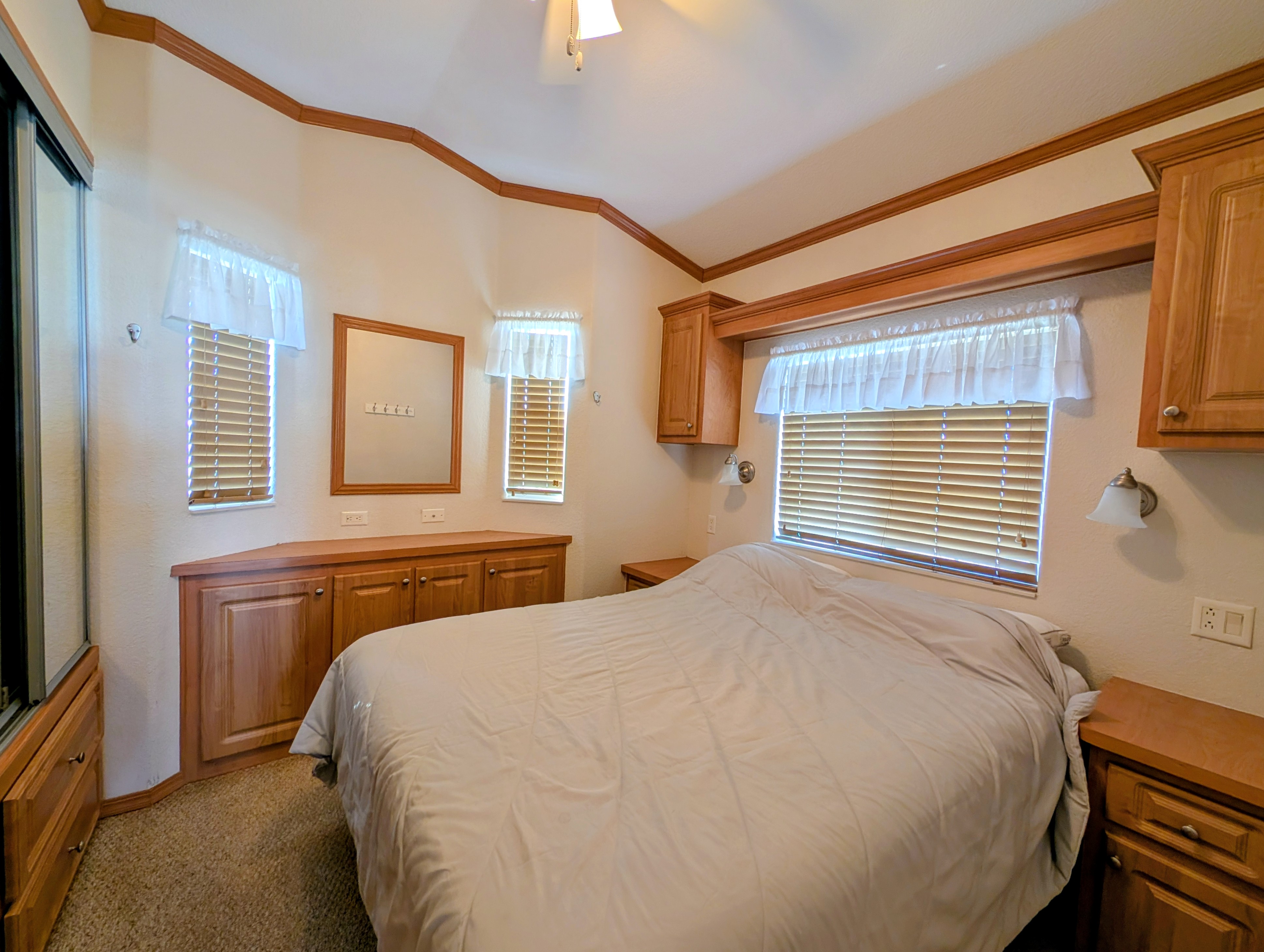 2206 Chaney Dr, Lot 527, Ruskin, Florida 33570, 2 Bedrooms Bedrooms, ,1 BathroomBathrooms,55-Plus Mobile Home,For Sale,Chaney Dr, Lot 527,4765