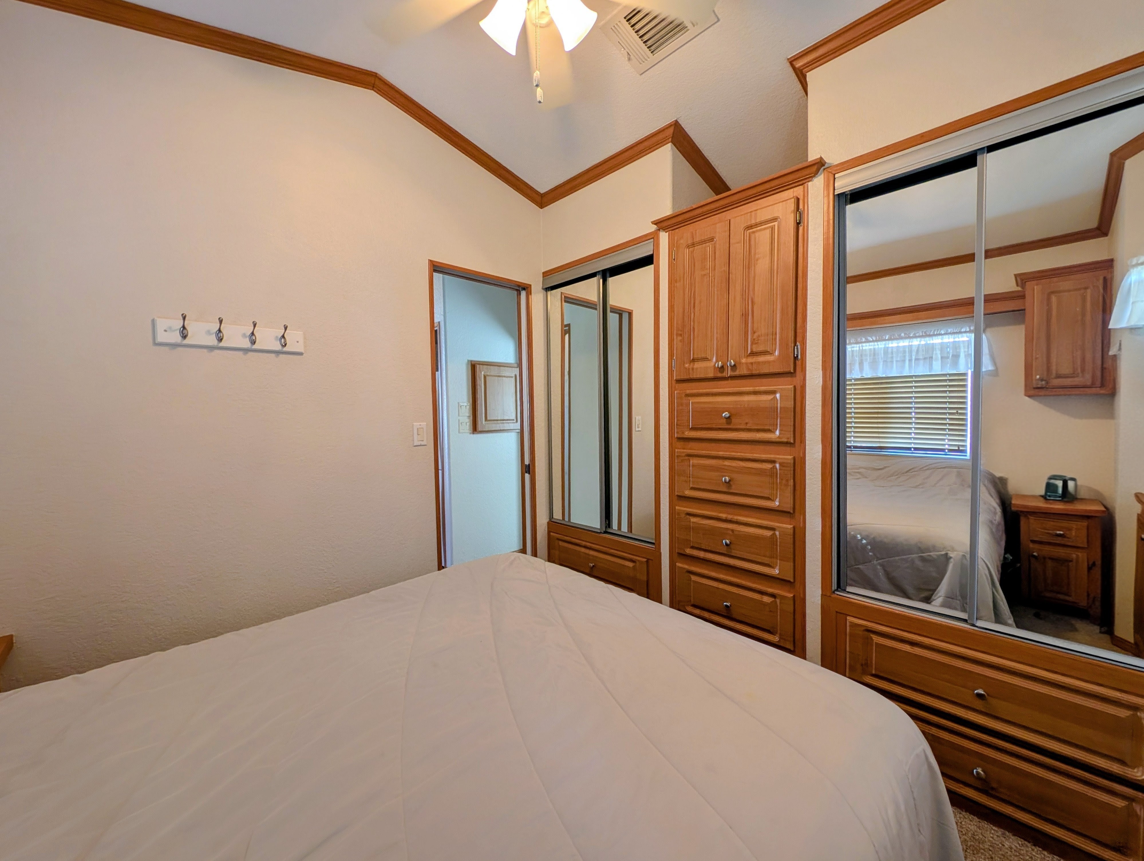 2206 Chaney Dr, Lot 527, Ruskin, Florida 33570, 2 Bedrooms Bedrooms, ,1 BathroomBathrooms,55-Plus Mobile Home,For Sale,Chaney Dr, Lot 527,4765