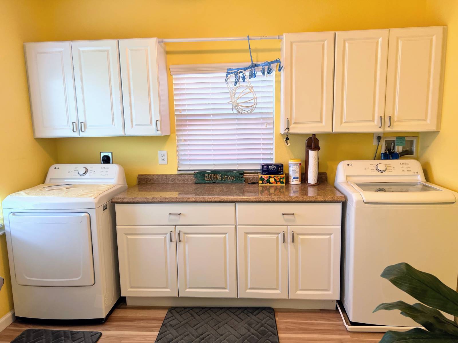 6410 Ravenglass Way, Sarasota, Florida 34241, 2 Bedrooms Bedrooms, ,2 BathroomsBathrooms,55-Plus Mobile Home,For Rent,Ravenglass Way,4767