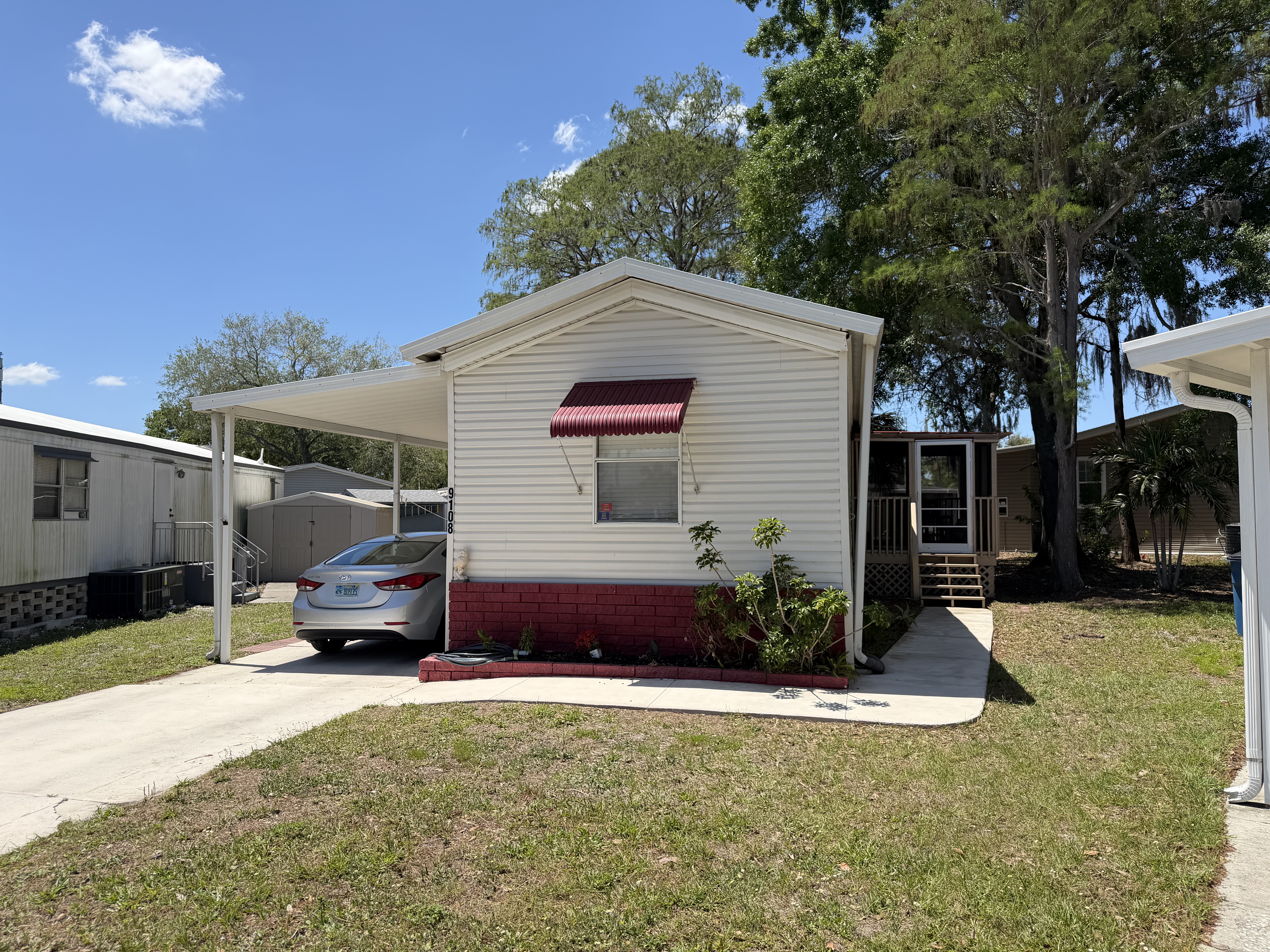9108 Hampton Ct, Tampa, Florida 33615, 2 Bedrooms Bedrooms, ,2 BathroomsBathrooms,55-Plus Mobile Home,For Sale,Hampton Ct,4774