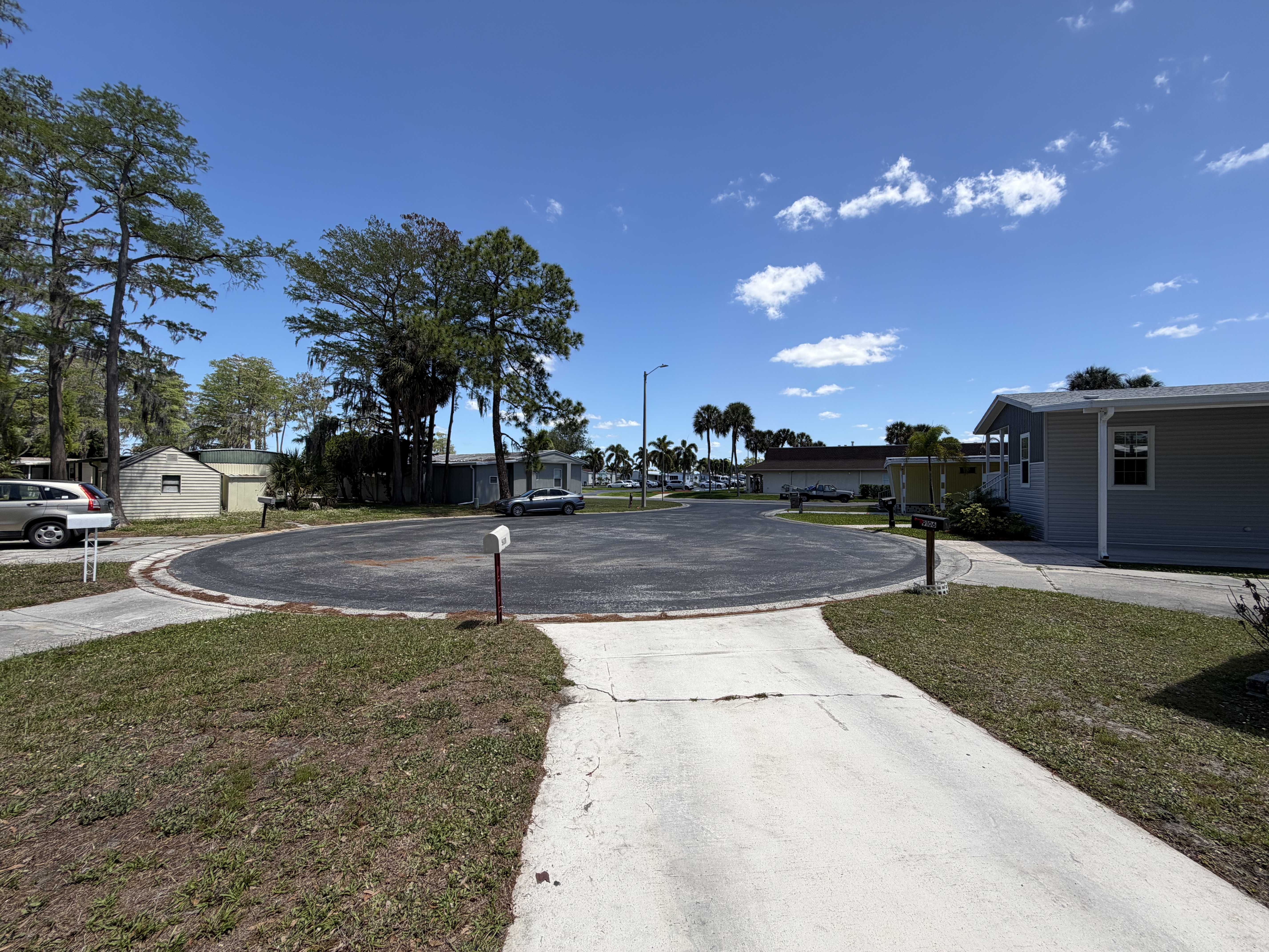 9108 Hampton Ct, Tampa, Florida 33615, 2 Bedrooms Bedrooms, ,2 BathroomsBathrooms,55-Plus Mobile Home,For Sale,Hampton Ct,4774
