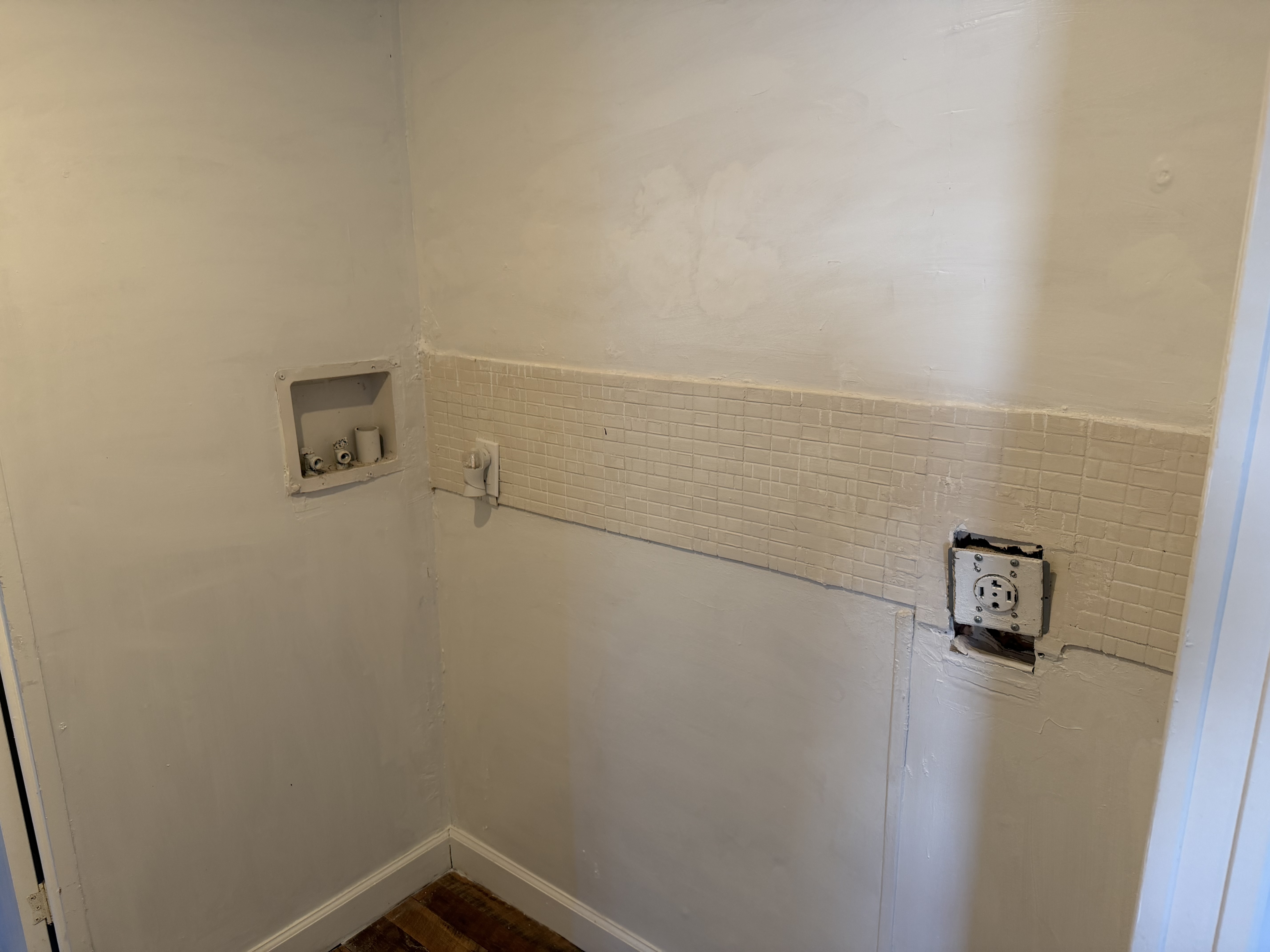 9108 Hampton Ct, Tampa, Florida 33615, 2 Bedrooms Bedrooms, ,2 BathroomsBathrooms,55-Plus Mobile Home,For Sale,Hampton Ct,4774