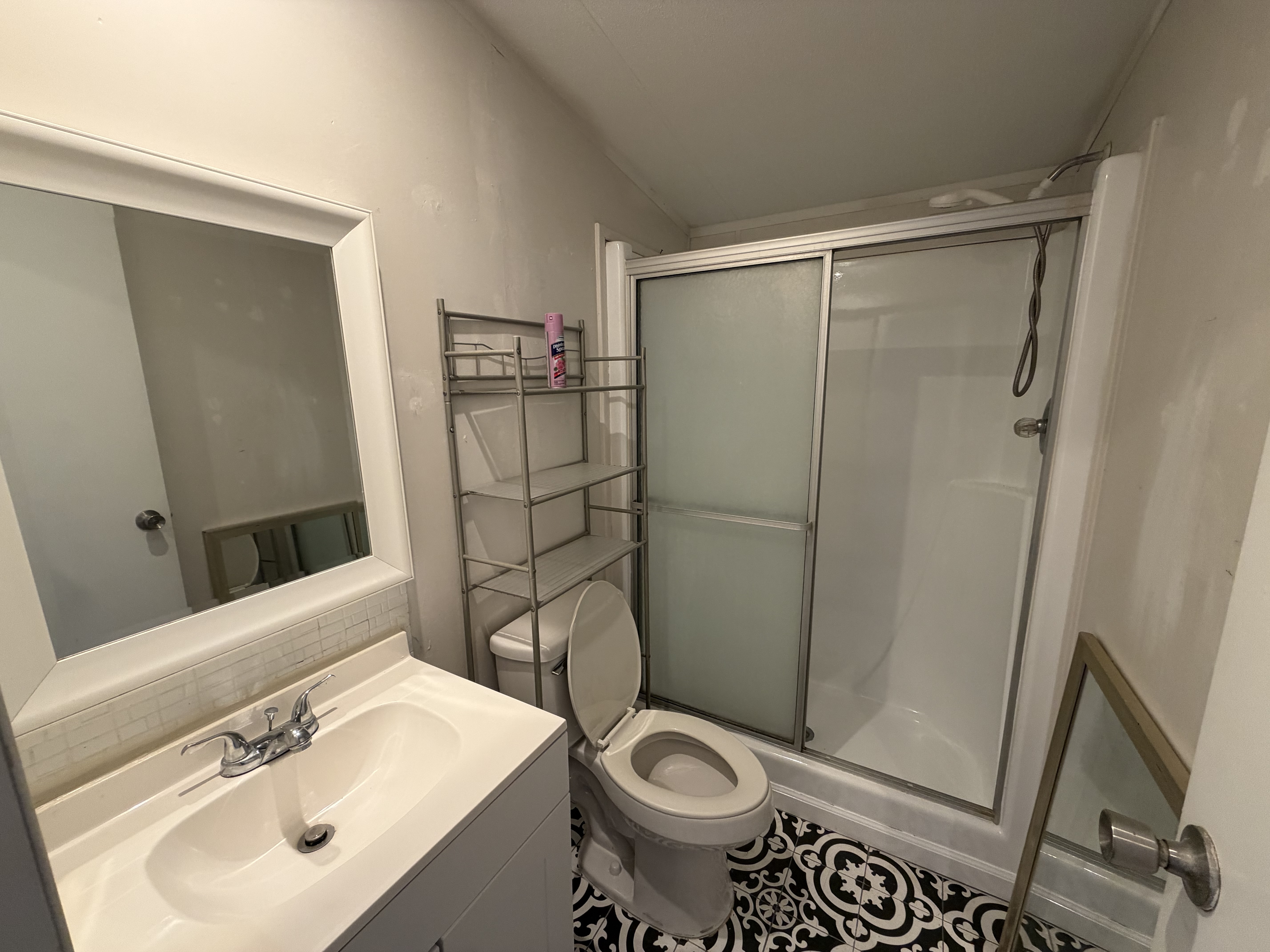 9108 Hampton Ct, Tampa, Florida 33615, 2 Bedrooms Bedrooms, ,2 BathroomsBathrooms,55-Plus Mobile Home,For Sale,Hampton Ct,4774