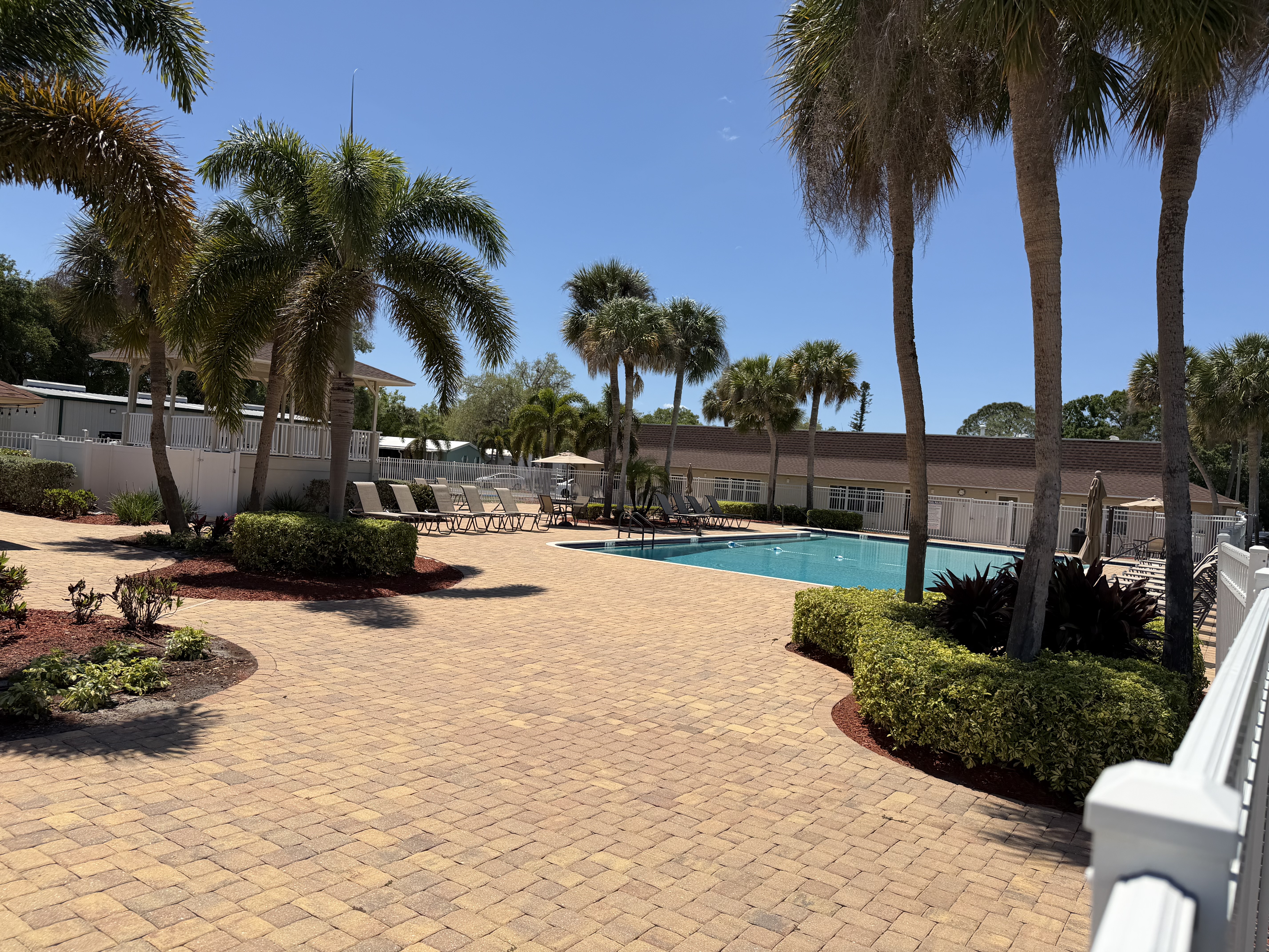 9108 Hampton Ct, Tampa, Florida 33615, 2 Bedrooms Bedrooms, ,2 BathroomsBathrooms,55-Plus Mobile Home,For Sale,Hampton Ct,4774