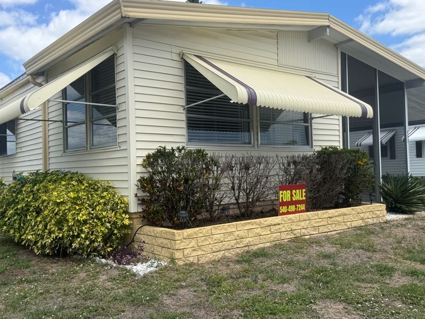 460 Sunset Circle S, Ellenton, Florida 34222, 2 Bedrooms Bedrooms, ,2 BathroomsBathrooms,55-Plus Mobile Home,For Sale,Sunset Circle S,4776