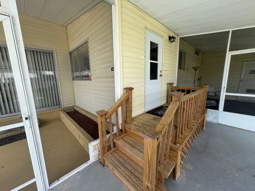 460 Sunset Circle S, Ellenton, Florida 34222, 2 Bedrooms Bedrooms, ,2 BathroomsBathrooms,55-Plus Mobile Home,For Sale,Sunset Circle S,4776