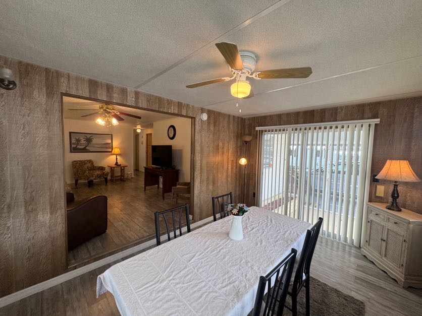 460 Sunset Circle S, Ellenton, Florida 34222, 2 Bedrooms Bedrooms, ,2 BathroomsBathrooms,55-Plus Mobile Home,For Sale,Sunset Circle S,4776