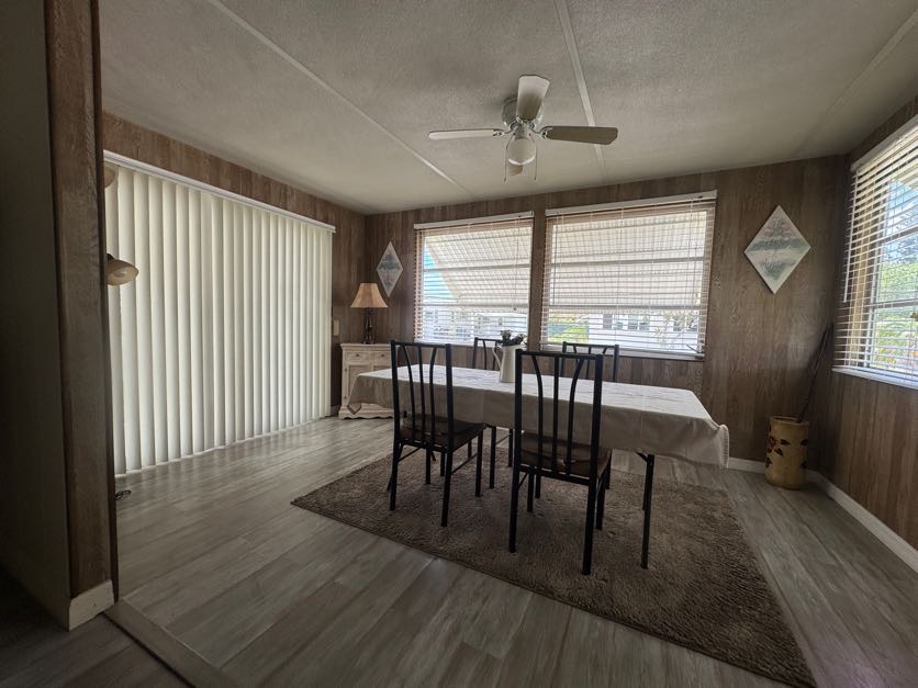 460 Sunset Circle S, Ellenton, Florida 34222, 2 Bedrooms Bedrooms, ,2 BathroomsBathrooms,55-Plus Mobile Home,For Sale,Sunset Circle S,4776