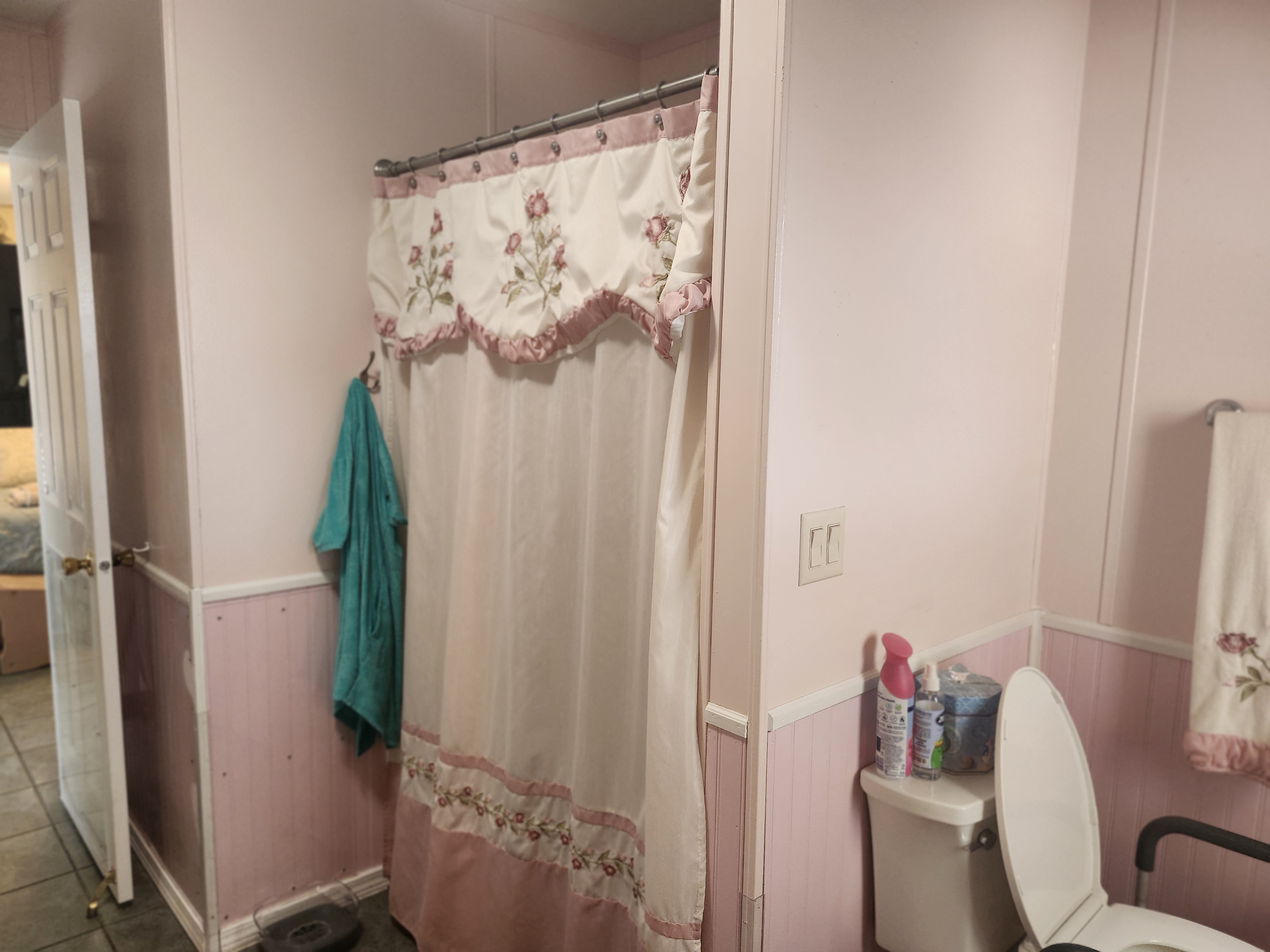 1071 Donegan Road, Lot 673, Largo, Florida 33771, 3 Bedrooms Bedrooms, ,2 BathroomsBathrooms,55-Plus Mobile Home,For Sale,Donegan Road, Lot 673,4778