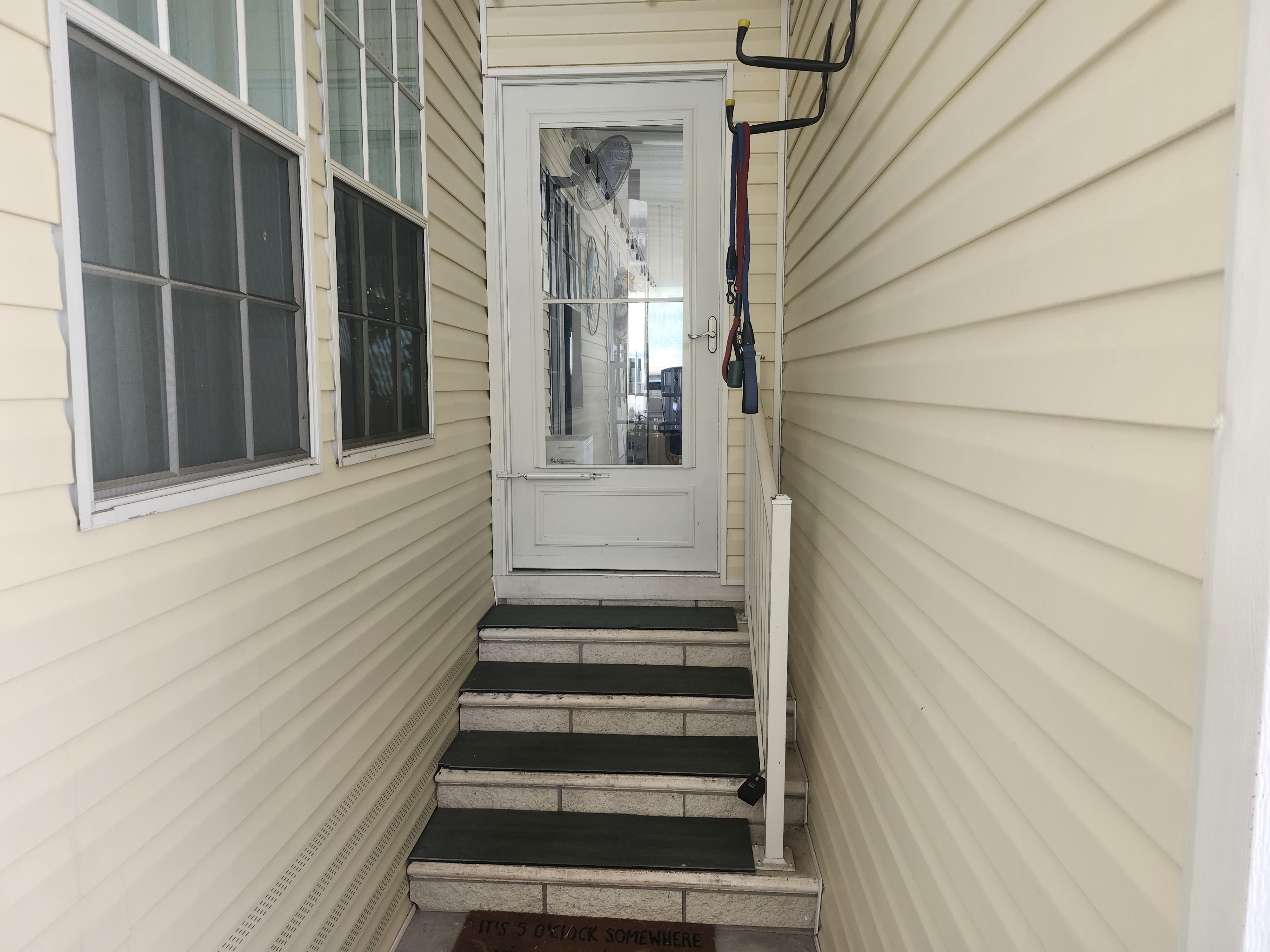 1071 Donegan Road, Lot 673, Largo, Florida 33771, 3 Bedrooms Bedrooms, ,2 BathroomsBathrooms,55-Plus Mobile Home,For Sale,Donegan Road, Lot 673,4778