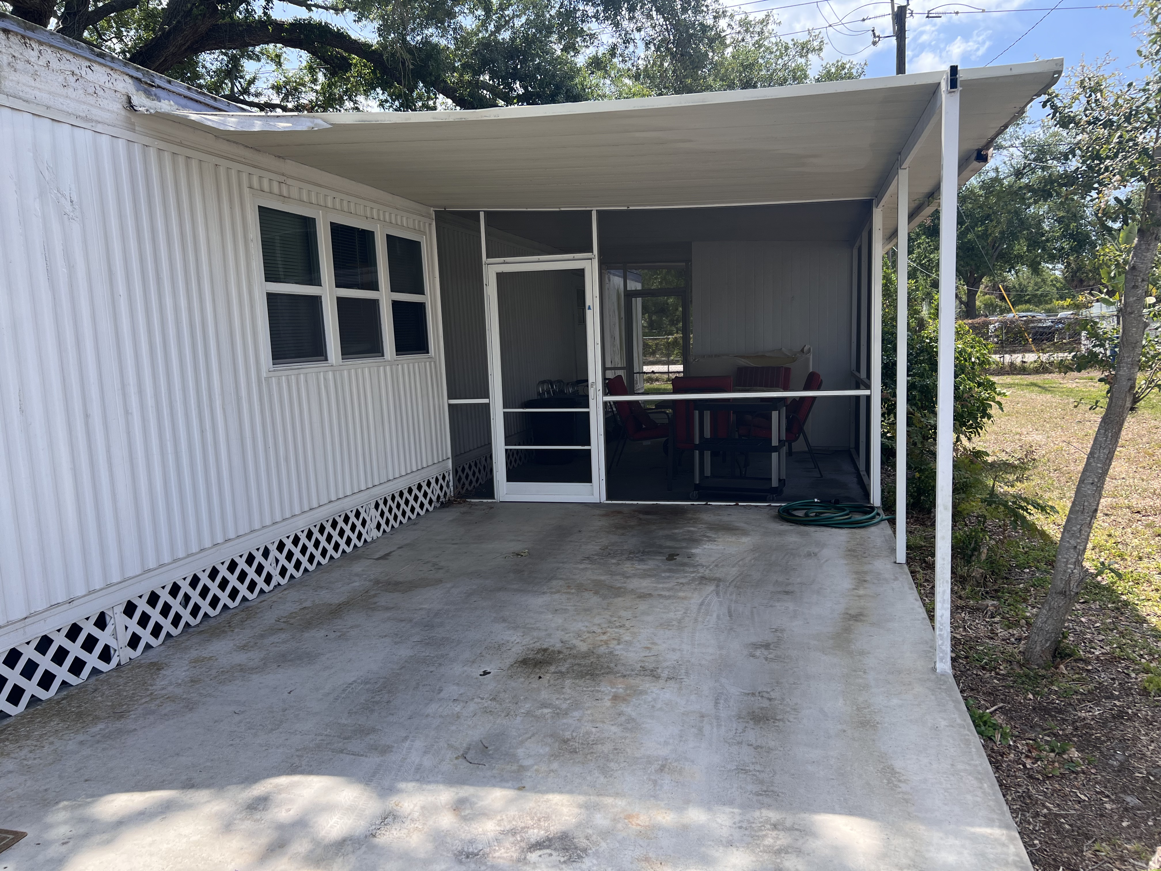 2320 Bee Ridge Rd, Lot 62, Sarasota, Florida 34239, 1 Bedroom Bedrooms, ,1.5 BathroomsBathrooms,55-Plus Mobile Home,For Sale,Bee Ridge Rd, Lot 62,4782