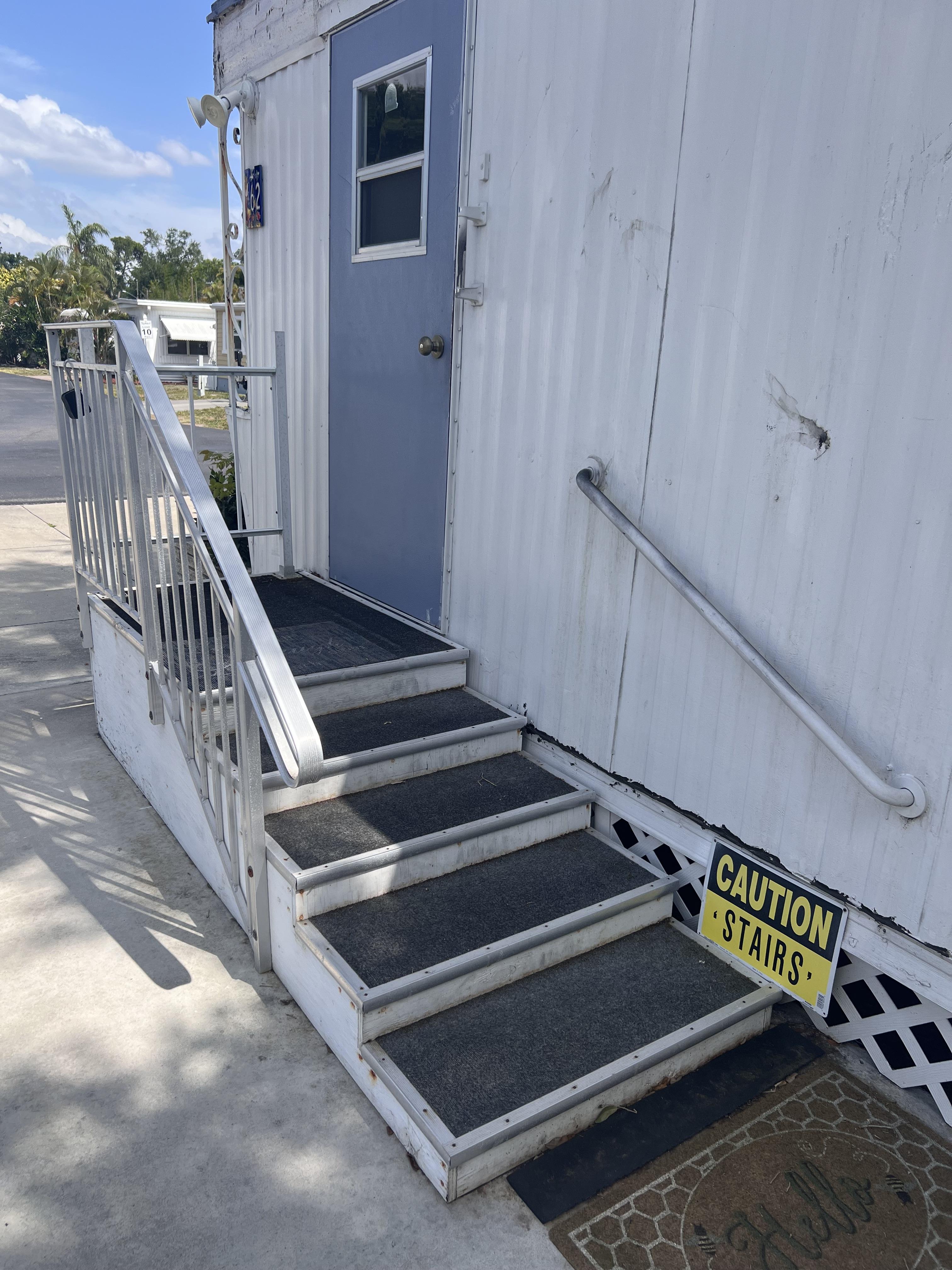 2320 Bee Ridge Rd, Lot 62, Sarasota, Florida 34239, 1 Bedroom Bedrooms, ,1.5 BathroomsBathrooms,55-Plus Mobile Home,For Sale,Bee Ridge Rd, Lot 62,4782