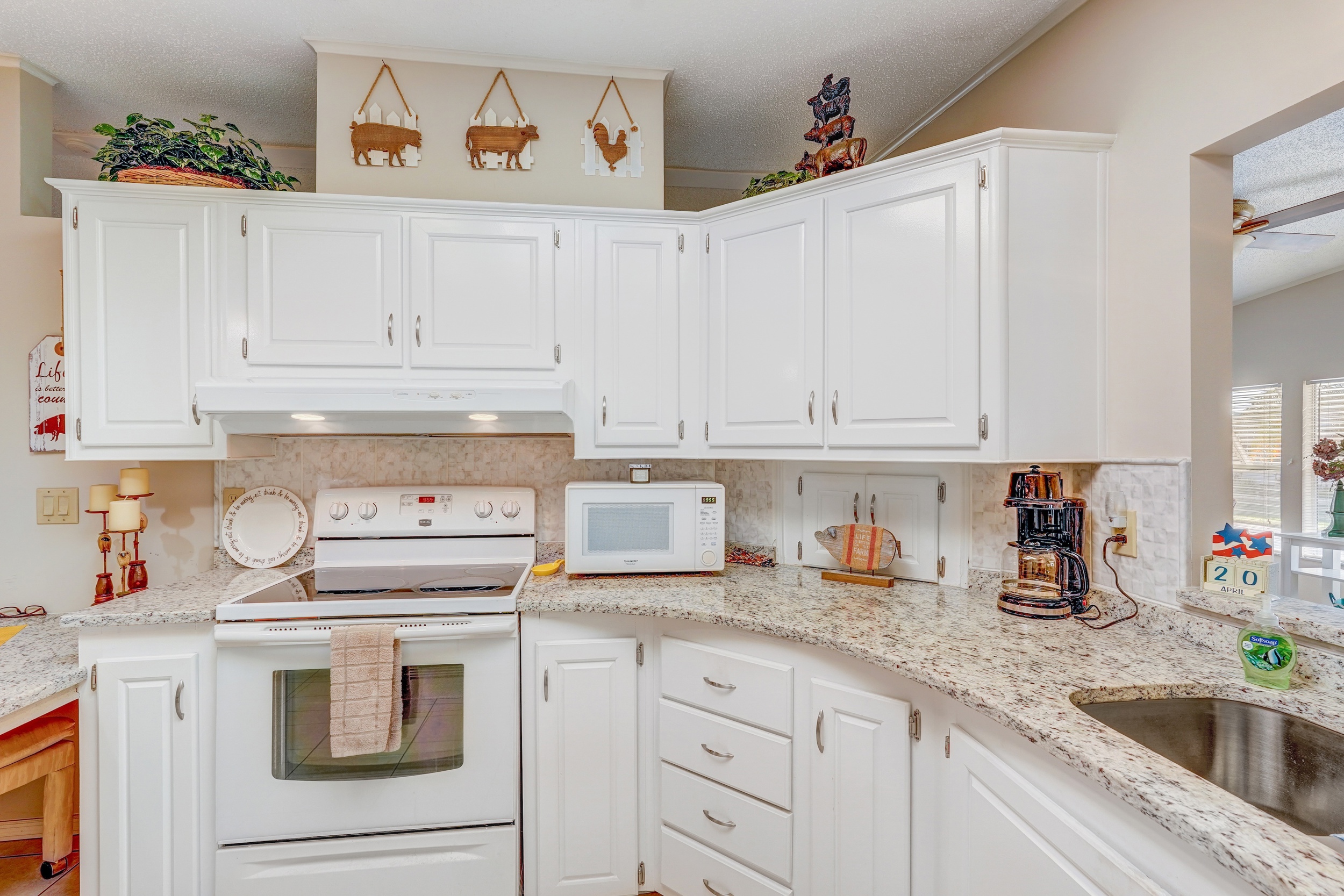 8717 26th Ave E, Palmetto, Florida 342221, 2 Bedrooms Bedrooms, ,2 BathroomsBathrooms,55-Plus Mobile Home,For Sale,26th Ave E,4784