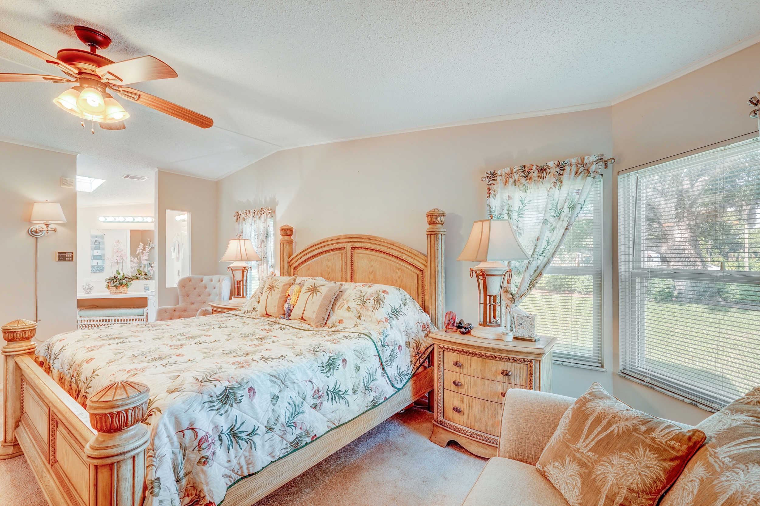 8717 26th Ave E, Palmetto, Florida 342221, 2 Bedrooms Bedrooms, ,2 BathroomsBathrooms,55-Plus Mobile Home,For Sale,26th Ave E,4784