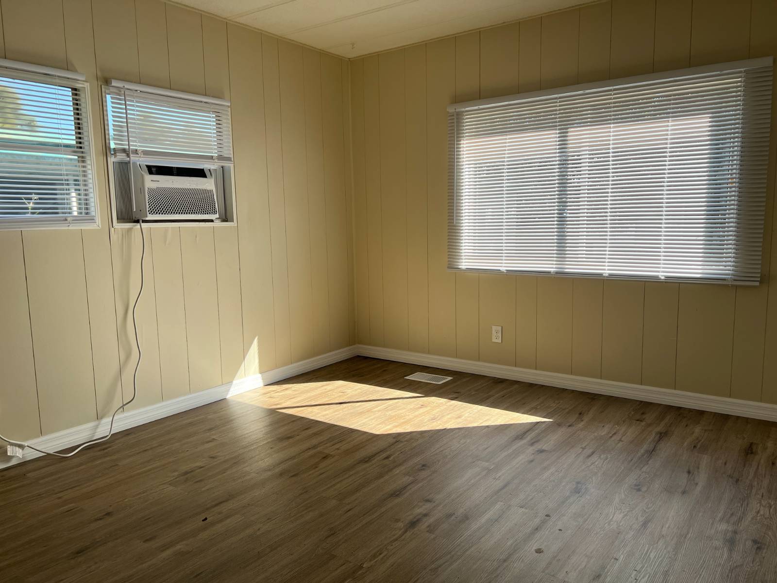 28488 US Hwy 19 N, Lot 77, Clearwater, Florida 33761, 2 Bedrooms Bedrooms, ,2 BathroomsBathrooms,55-Plus Mobile Home,For Sale,US Hwy 19 N, Lot 77,4788