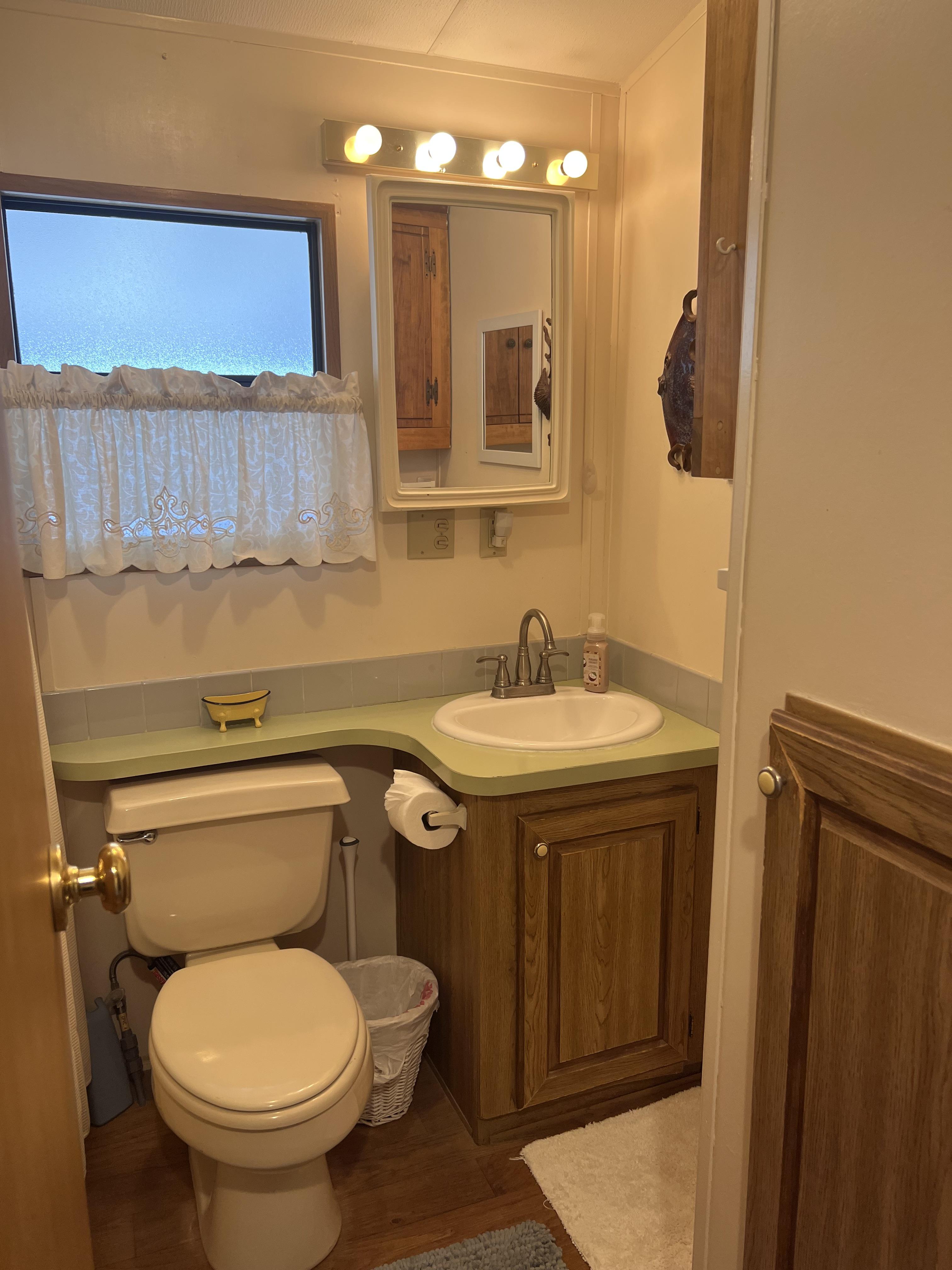 7020 Captain Kidd Ave, Lot 26, Sarasota, Florida 34231, 1 Bedroom Bedrooms, ,1 BathroomBathrooms,55-Plus Mobile Home,For Sale,Captain Kidd Ave, Lot 26,4790