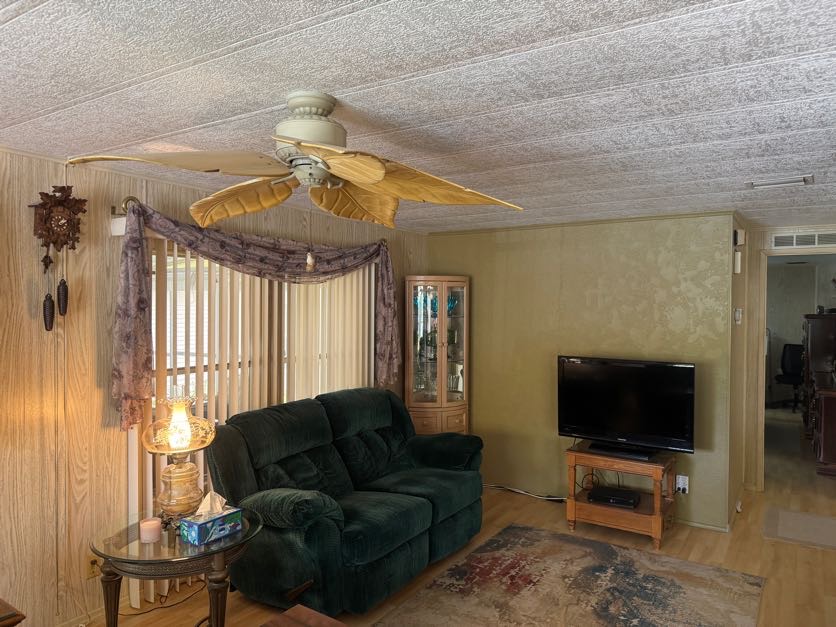 7819 Bonita Way, Ellenton, Florida 34222, 2 Bedrooms Bedrooms, ,2 BathroomsBathrooms,55-Plus Mobile Home,For Sale,Bonita Way,4791