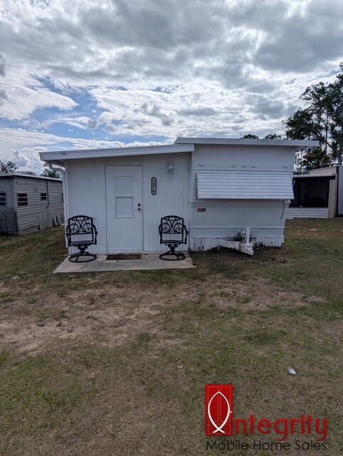1076 Bayou Avenue, #109, Davenport, Florida 33897, 2 Bedrooms Bedrooms, ,1 BathroomBathrooms,All - Age Mobile Home,For Sale,Bayou Avenue, #109,4793