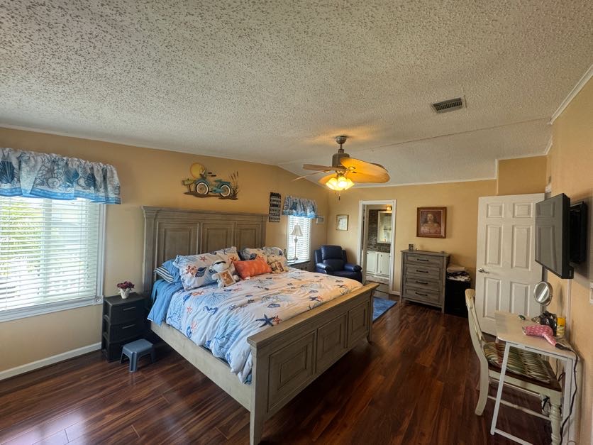 4316 Buena Vista Dr N, Ellenton, Florida 34222, 2 Bedrooms Bedrooms, ,2 BathroomsBathrooms,55-Plus Mobile Home,For Sale,Buena Vista Dr N,4794