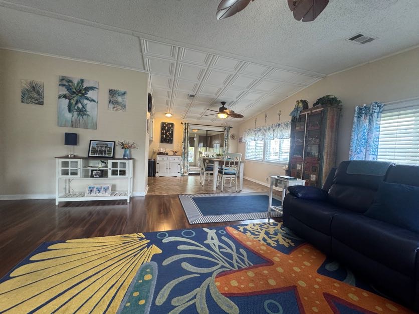 4316 Buena Vista Dr N, Ellenton, Florida 34222, 2 Bedrooms Bedrooms, ,2 BathroomsBathrooms,55-Plus Mobile Home,For Sale,Buena Vista Dr N,4794