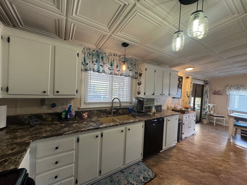 4316 Buena Vista Dr N, Ellenton, Florida 34222, 2 Bedrooms Bedrooms, ,2 BathroomsBathrooms,55-Plus Mobile Home,For Sale,Buena Vista Dr N,4794