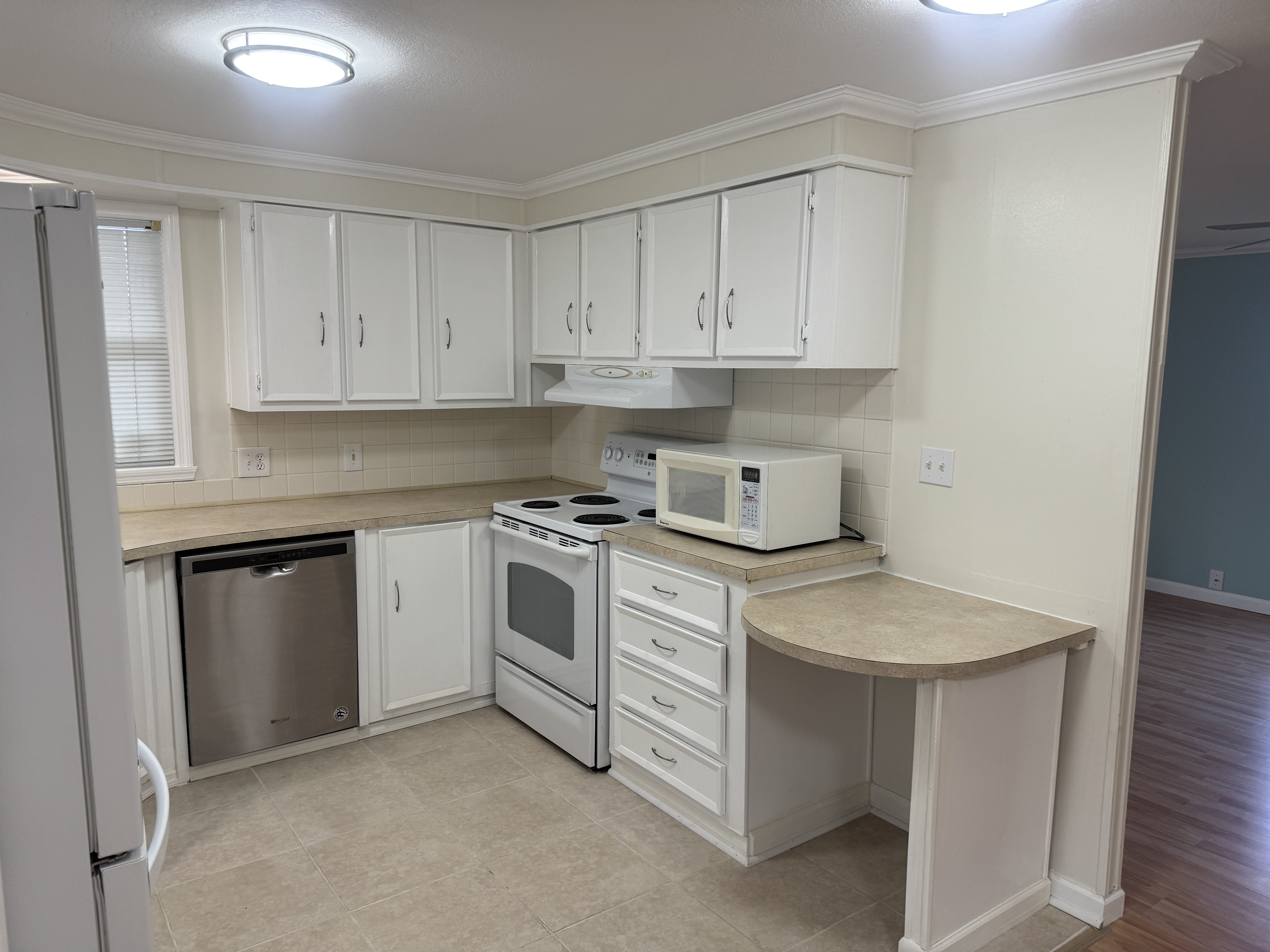 3901 71st St W, Lot 185, Bradenton, Florida 34209, 2 Bedrooms Bedrooms, ,2 BathroomsBathrooms,55-Plus Mobile Home,For Sale,71st St W, Lot 185,4795