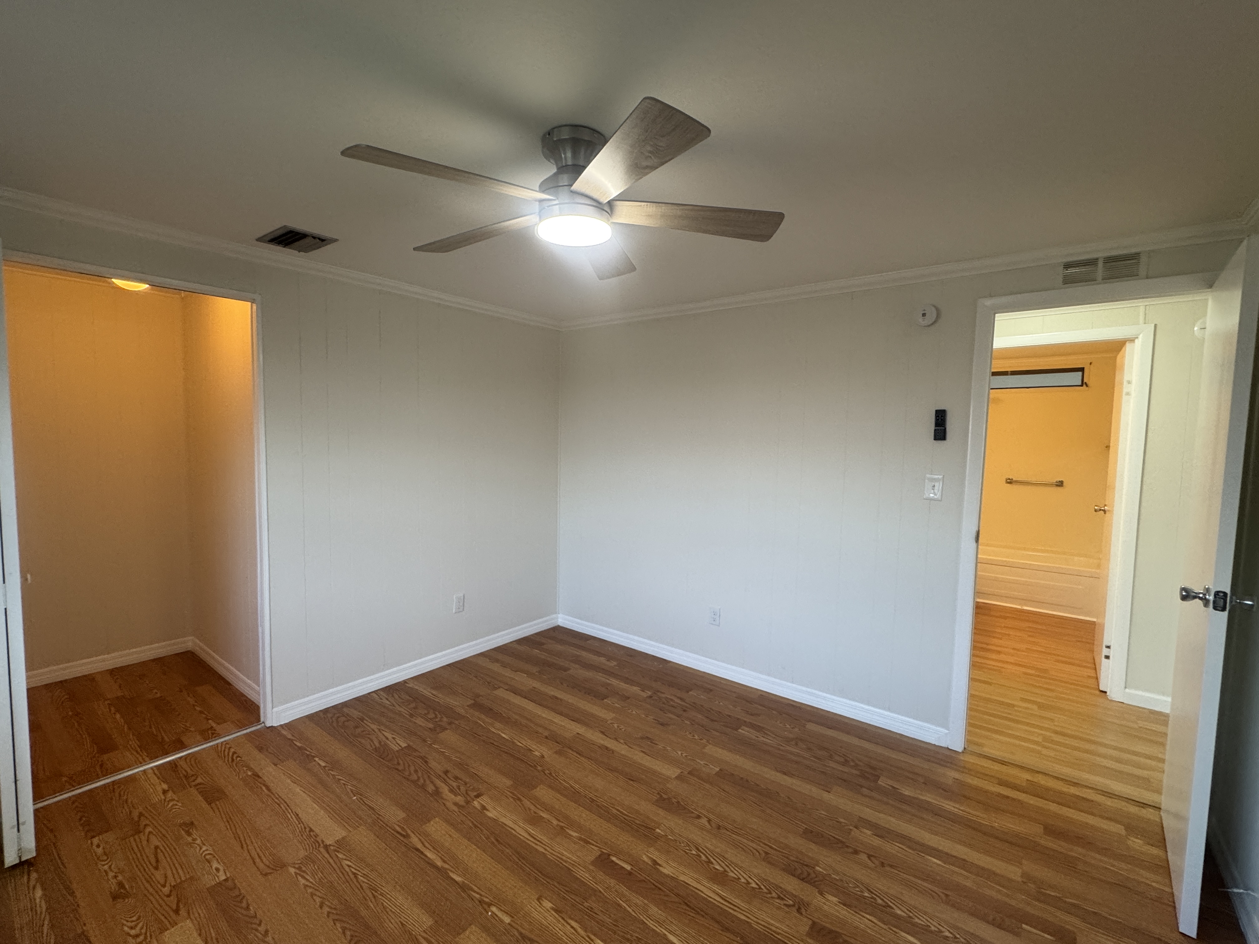 3901 71st St W, Lot 185, Bradenton, Florida 34209, 2 Bedrooms Bedrooms, ,2 BathroomsBathrooms,55-Plus Mobile Home,For Sale,71st St W, Lot 185,4795