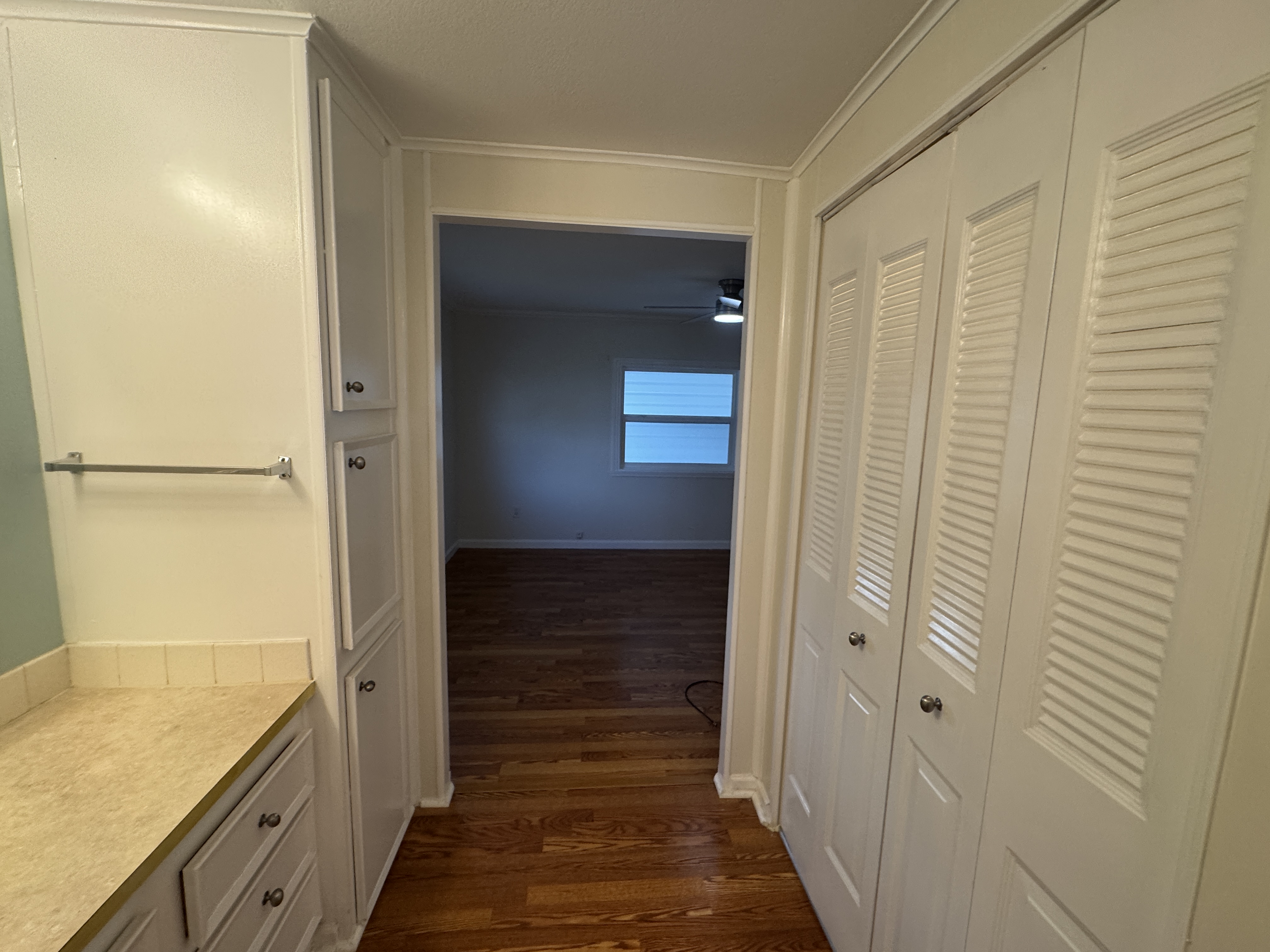 3901 71st St W, Lot 185, Bradenton, Florida 34209, 2 Bedrooms Bedrooms, ,2 BathroomsBathrooms,55-Plus Mobile Home,For Sale,71st St W, Lot 185,4795