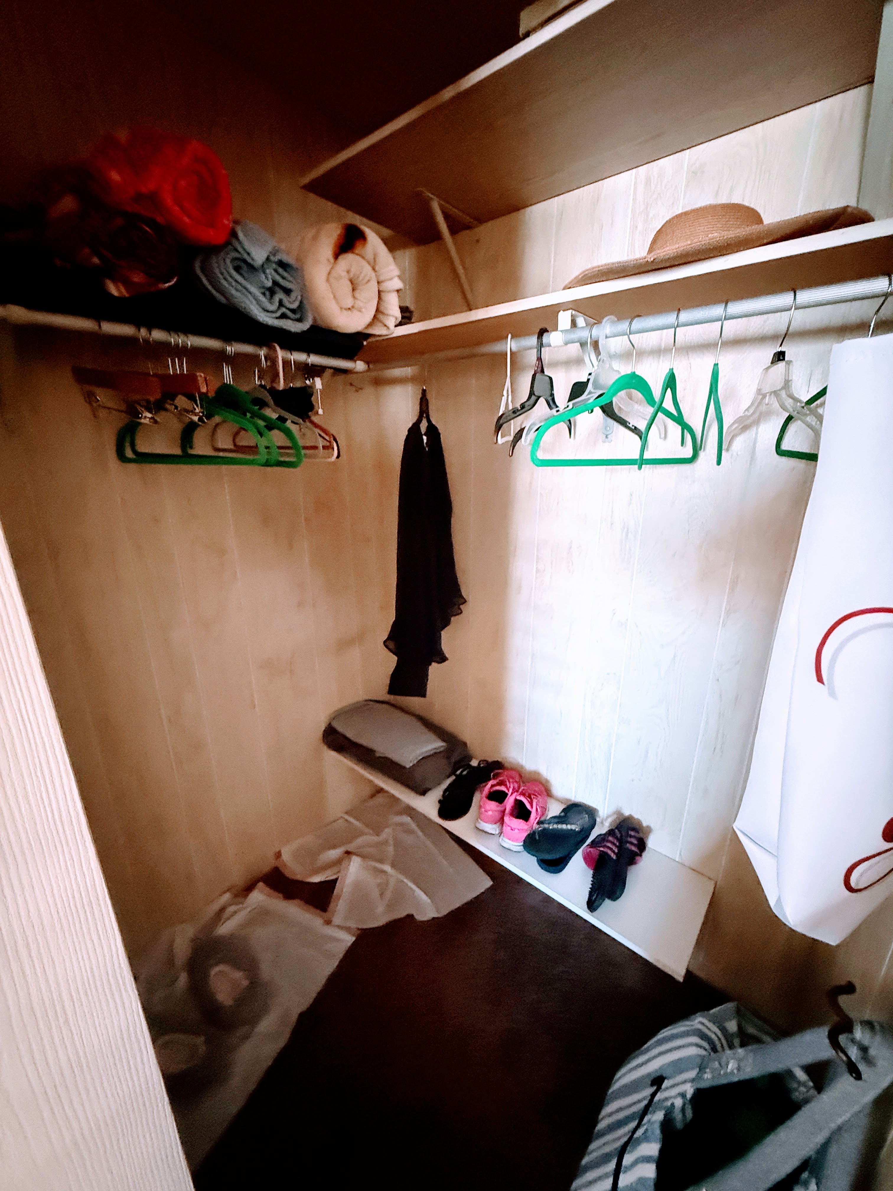 598 Whipperwill Lane, Largo, Florida 33770, 2 Bedrooms Bedrooms, ,2 BathroomsBathrooms,55-Plus Mobile Home,For Sale,Whipperwill Lane,4796