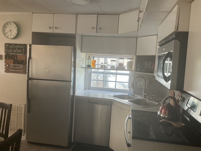 6030 150th Ave N, Lot 11, Clearwater, Florida 33760, 3 Bedrooms Bedrooms, ,3 BathroomsBathrooms,55-Plus Mobile Home,For Sale,150th Ave N, Lot 11,4797