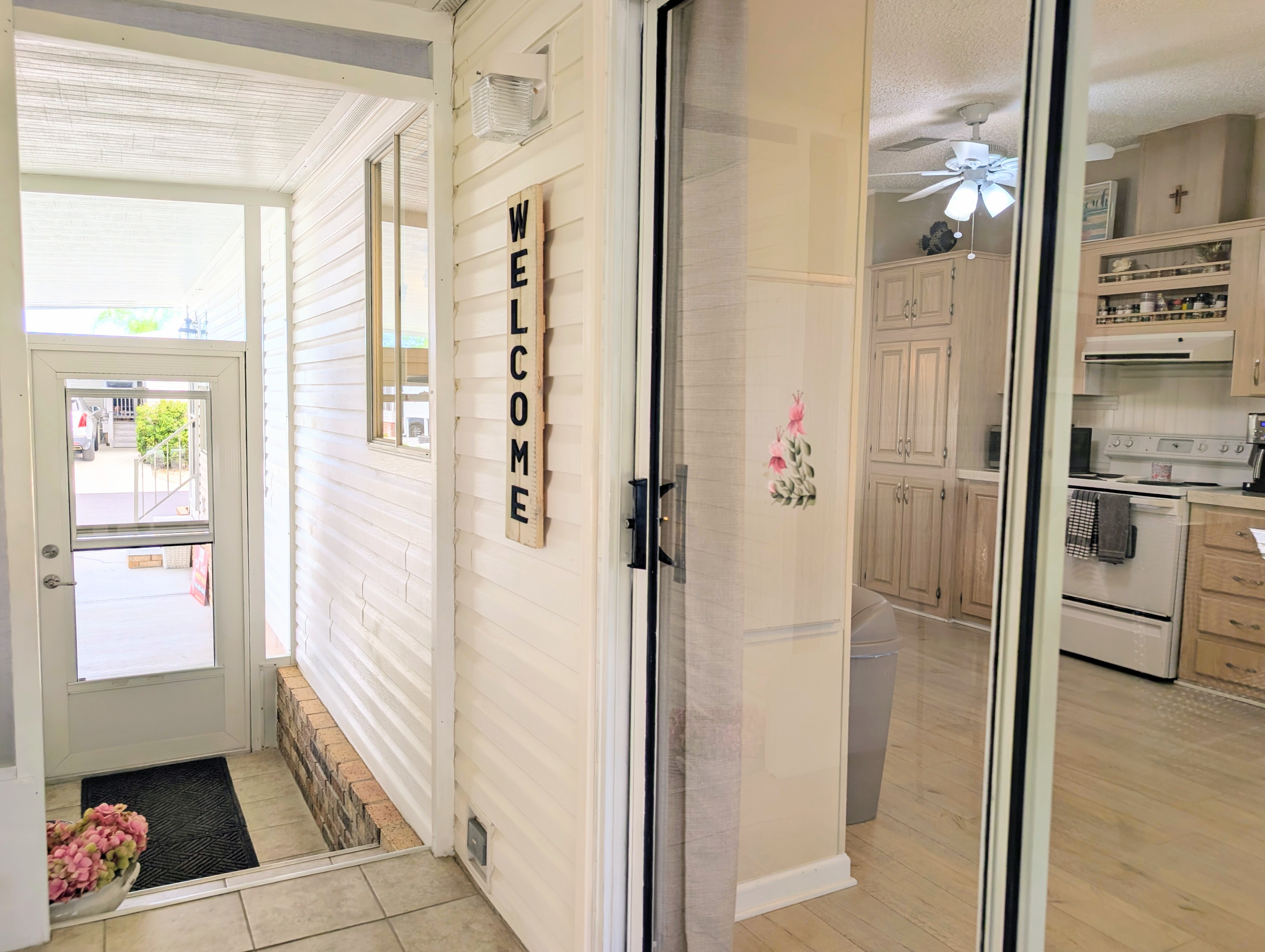 9911 Cameron Lane, Parrish, Florida 34219, 2 Bedrooms Bedrooms, ,2 BathroomsBathrooms,55-Plus Mobile Home,For Sale,Cameron Lane,4798