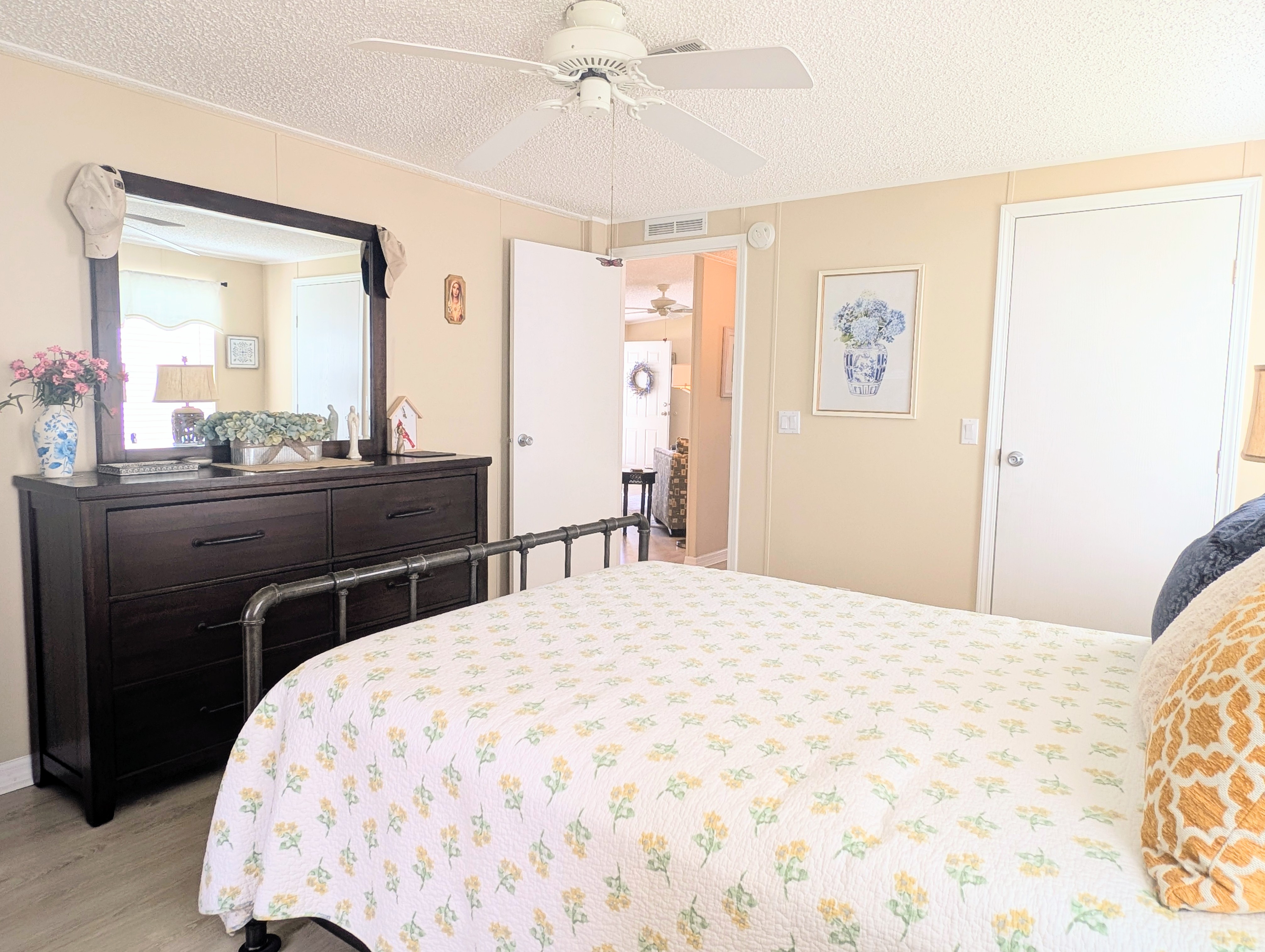 9911 Cameron Lane, Parrish, Florida 34219, 2 Bedrooms Bedrooms, ,2 BathroomsBathrooms,55-Plus Mobile Home,For Sale,Cameron Lane,4798