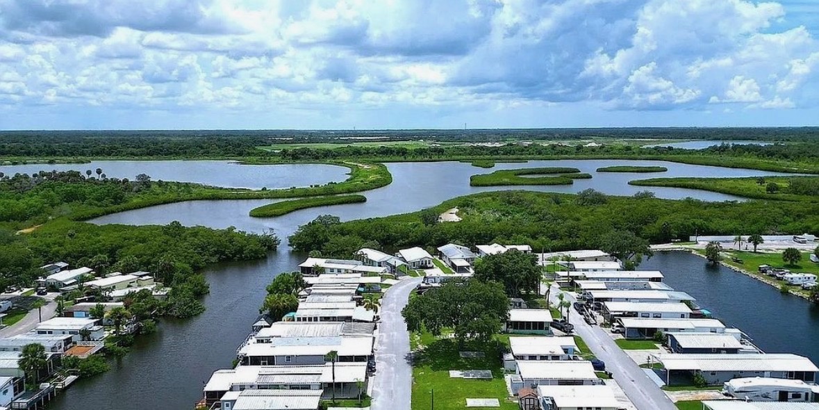 3715 Hula Circle, Ruskin, Florida 33570, 1 Bedroom Bedrooms, ,1 BathroomBathrooms,55-Plus Mobile Home,For Sale,Hula Circle,4799