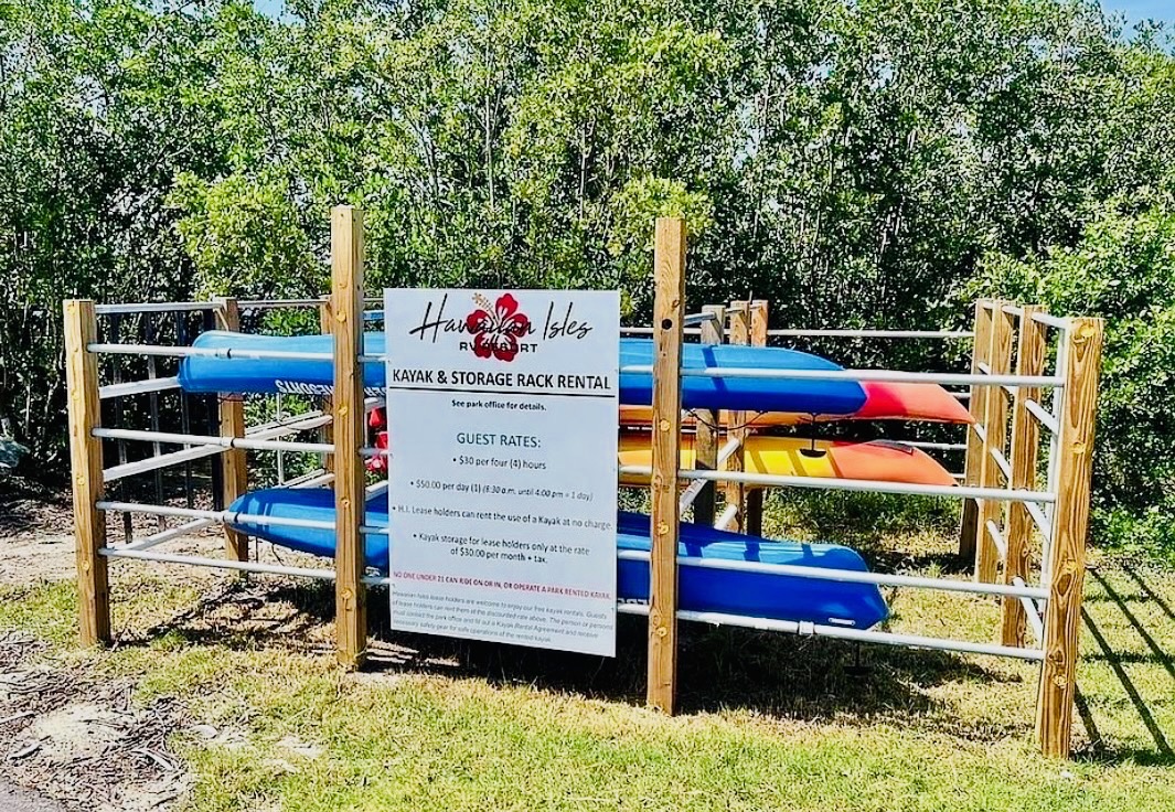 3715 Hula Circle, Ruskin, Florida 33570, 1 Bedroom Bedrooms, ,1 BathroomBathrooms,55-Plus Mobile Home,For Sale,Hula Circle,4799